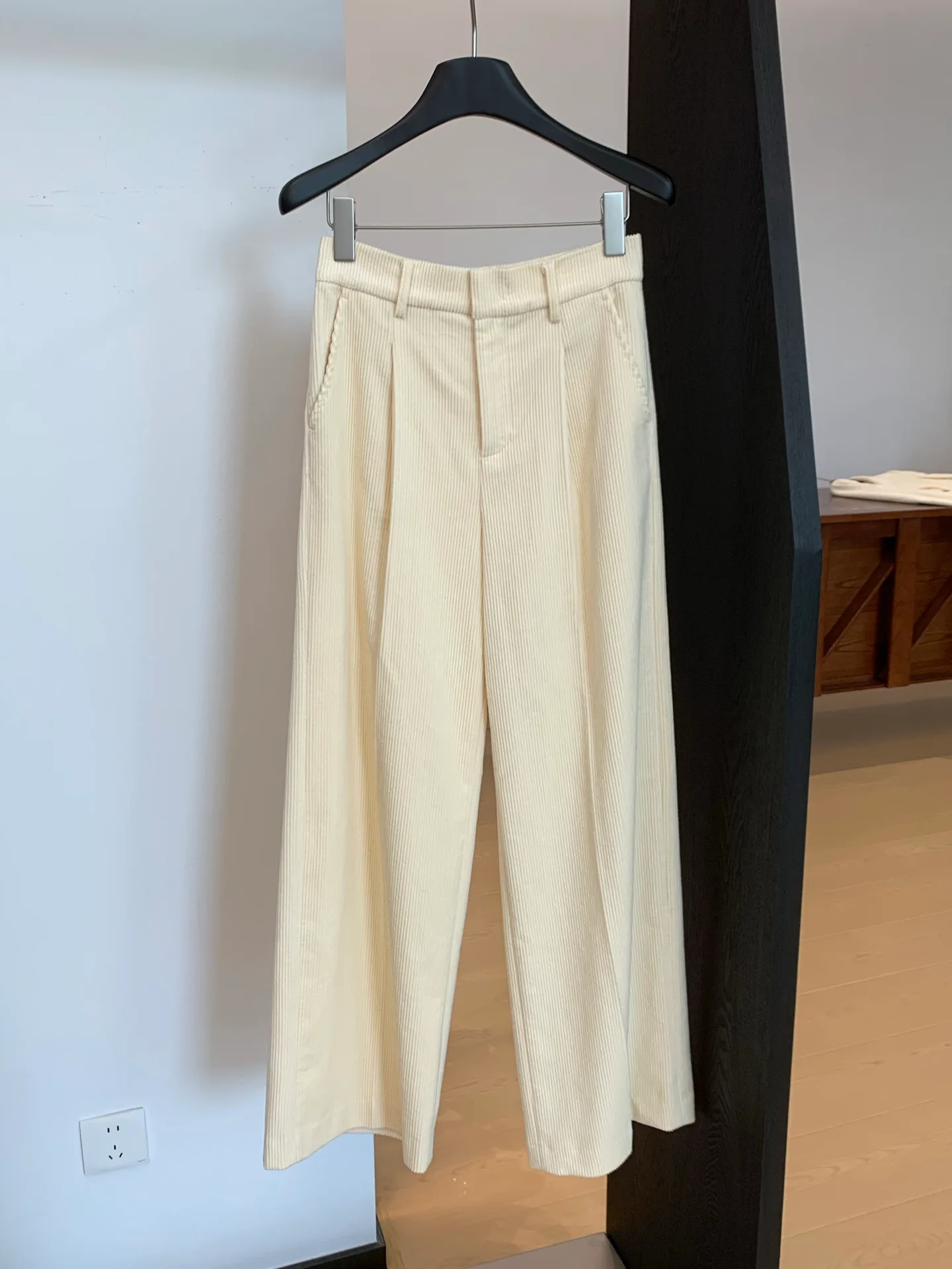 Брюки Женские Brunello Cucinelli 18086883