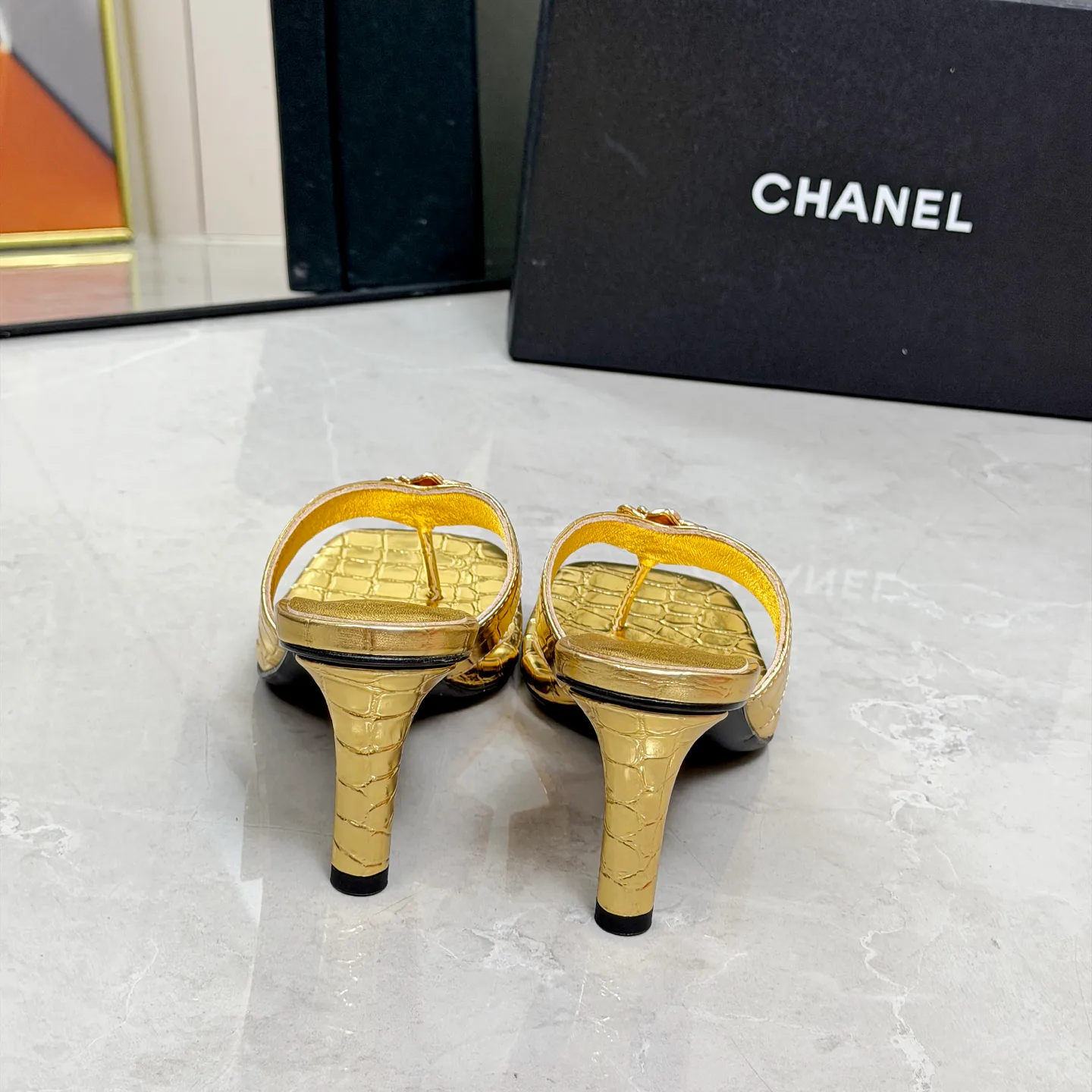 Босоножки Женские Chanel 17335023