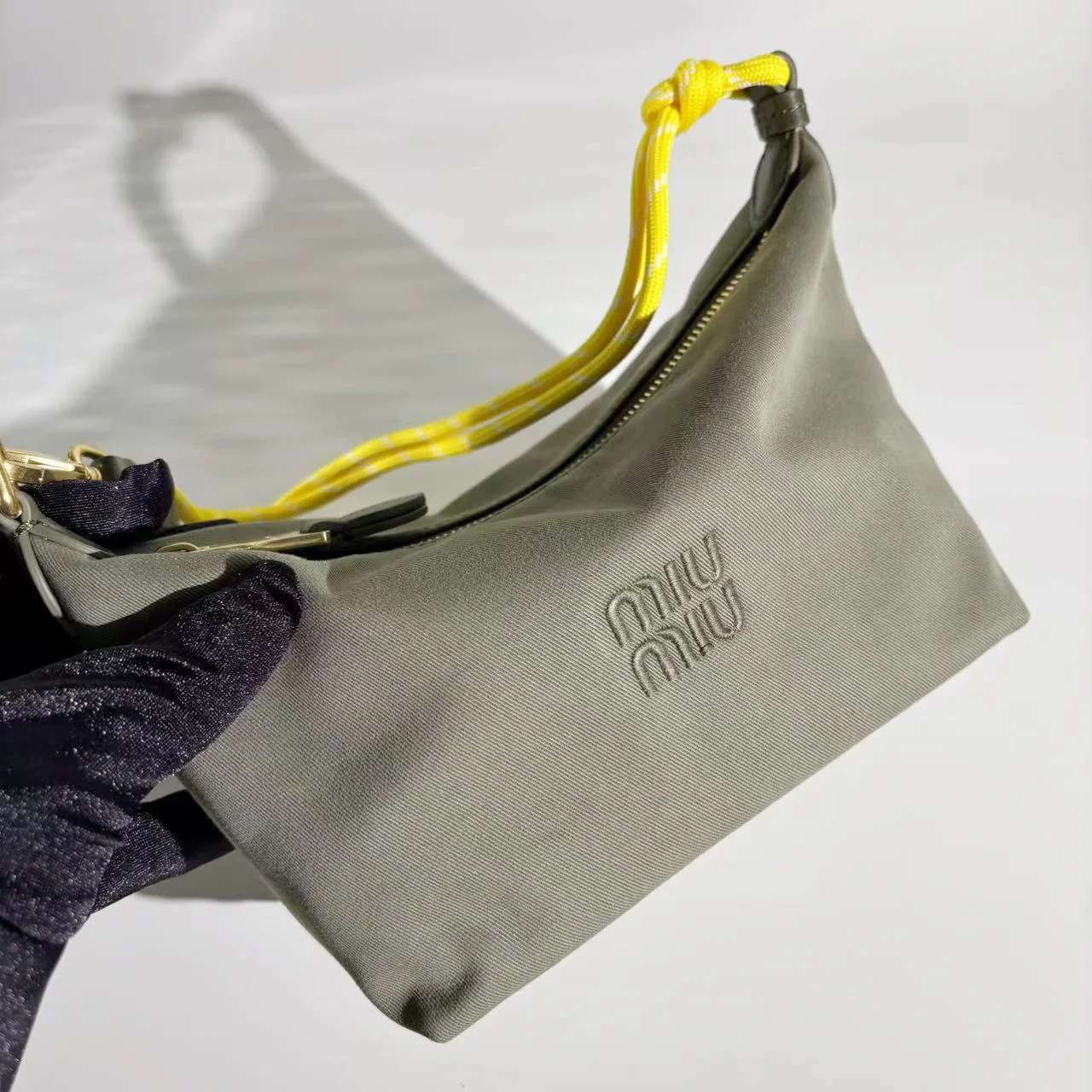 Сумки На Ремне Женские Miu Miu 10105261