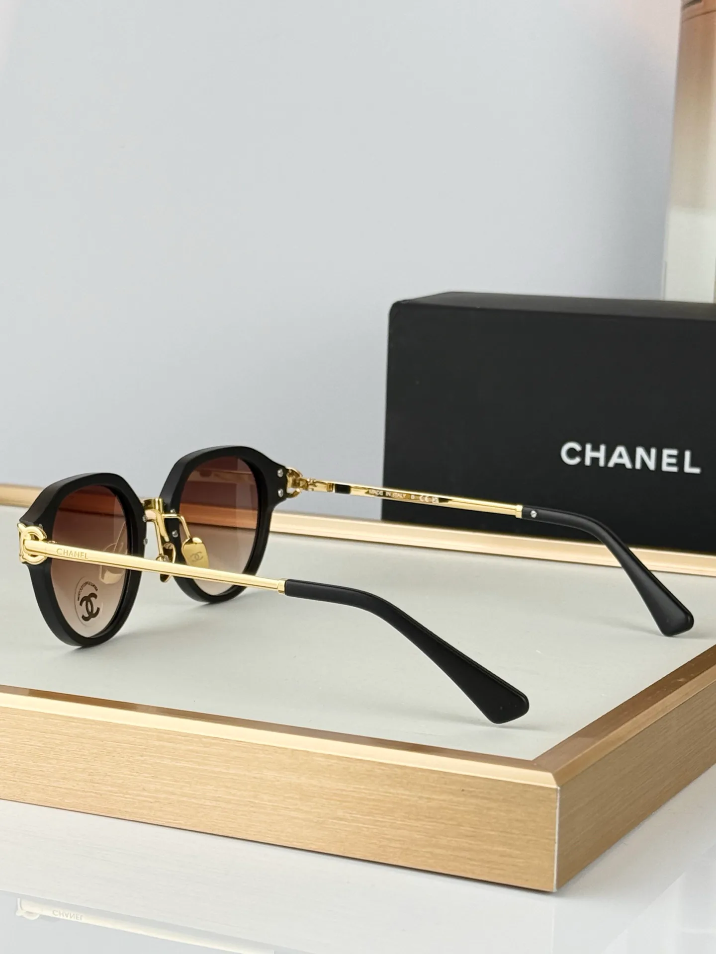 Очки Chanel 17366510