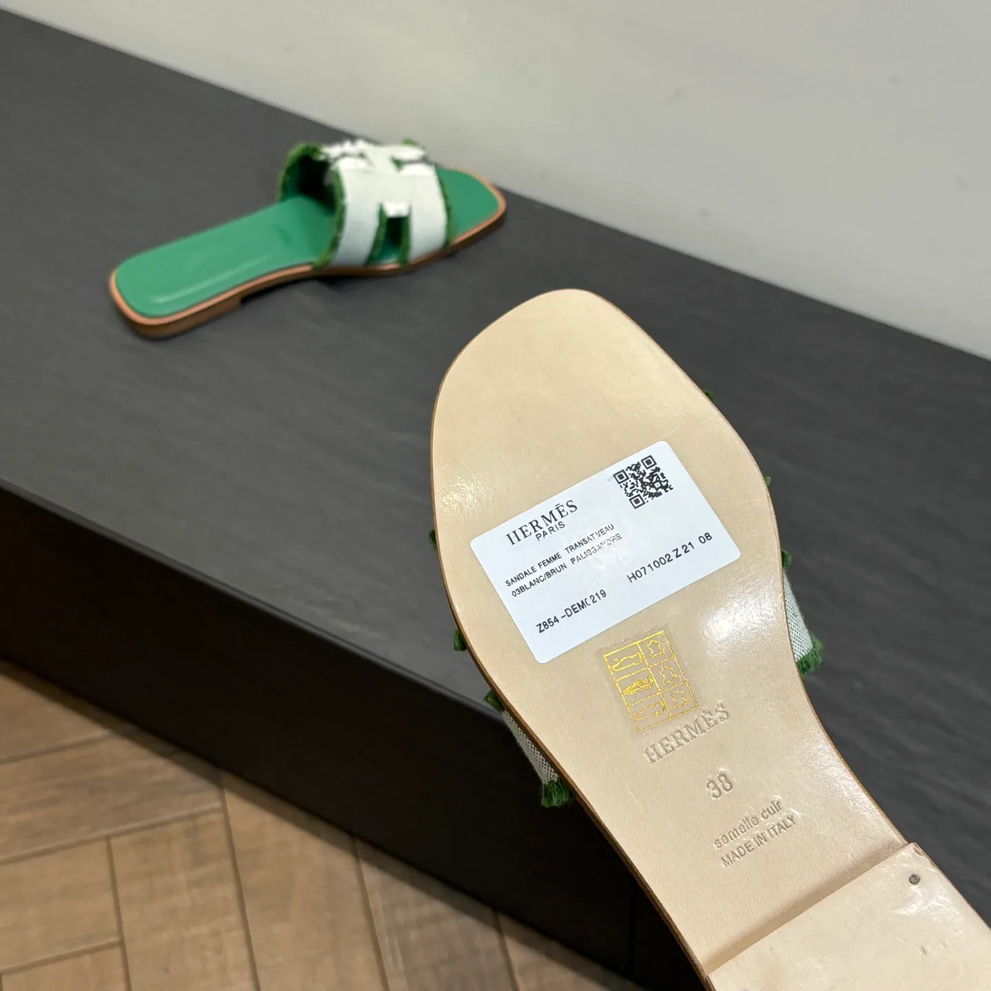 Шлепанцы Женские Hermes 1823105