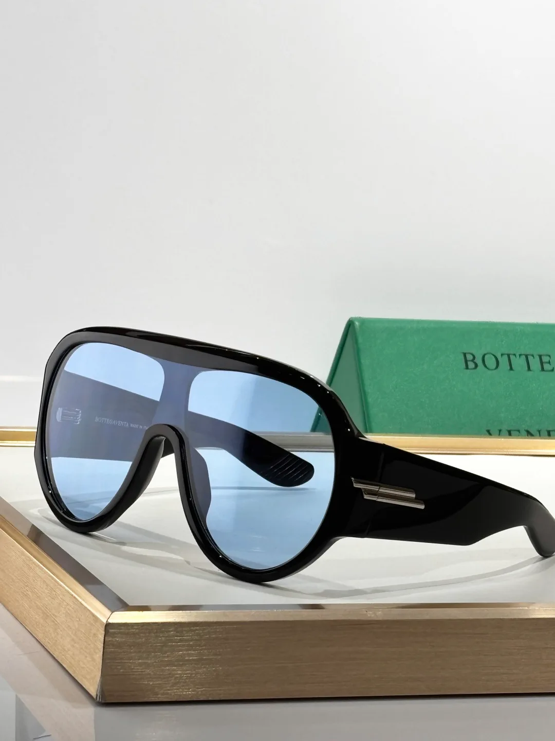 Очки Bottega Veneta 11431473