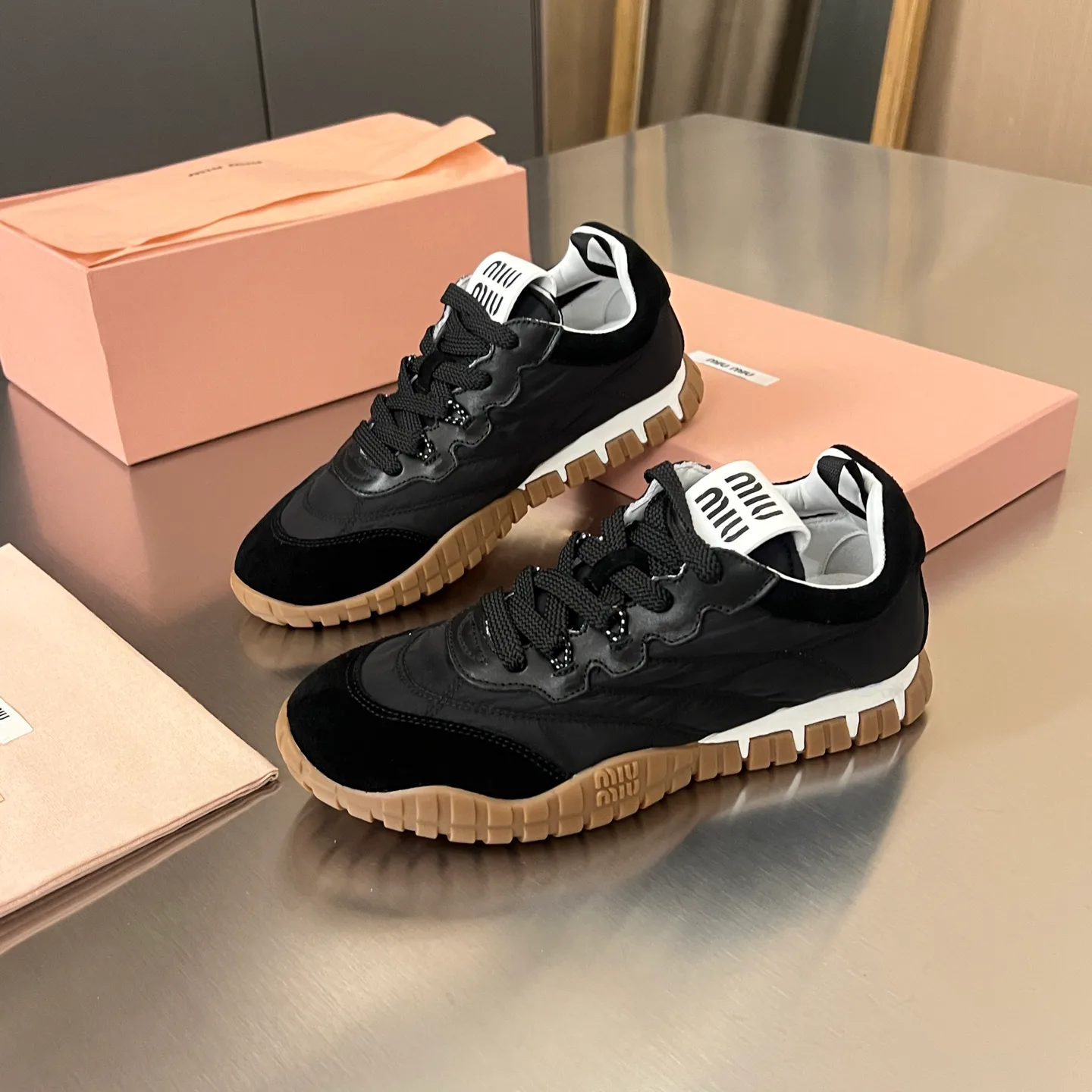 Кроссовки Женские Miu Miu 17968638