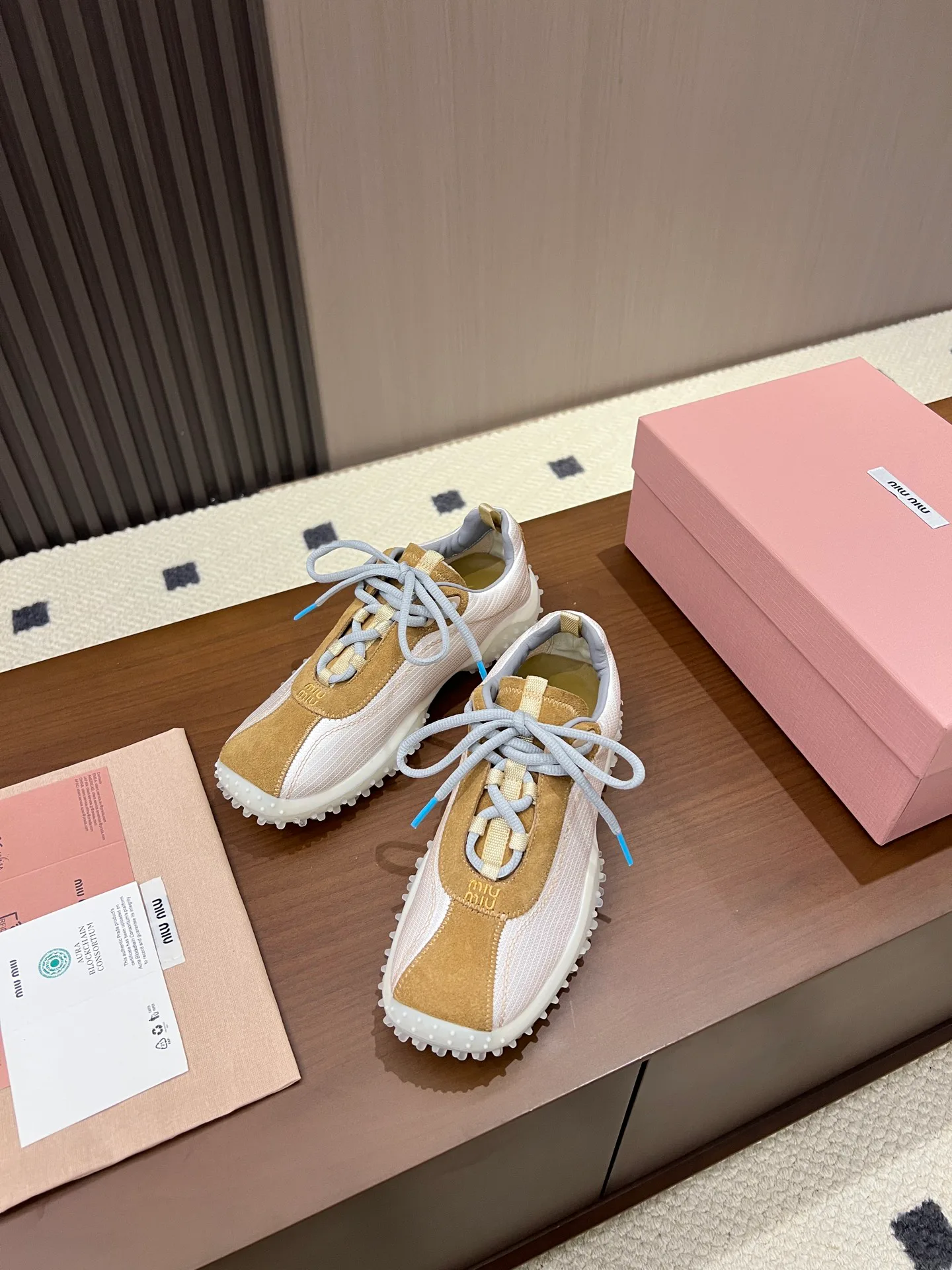 Кроссовки Женские Miu Miu 17968605