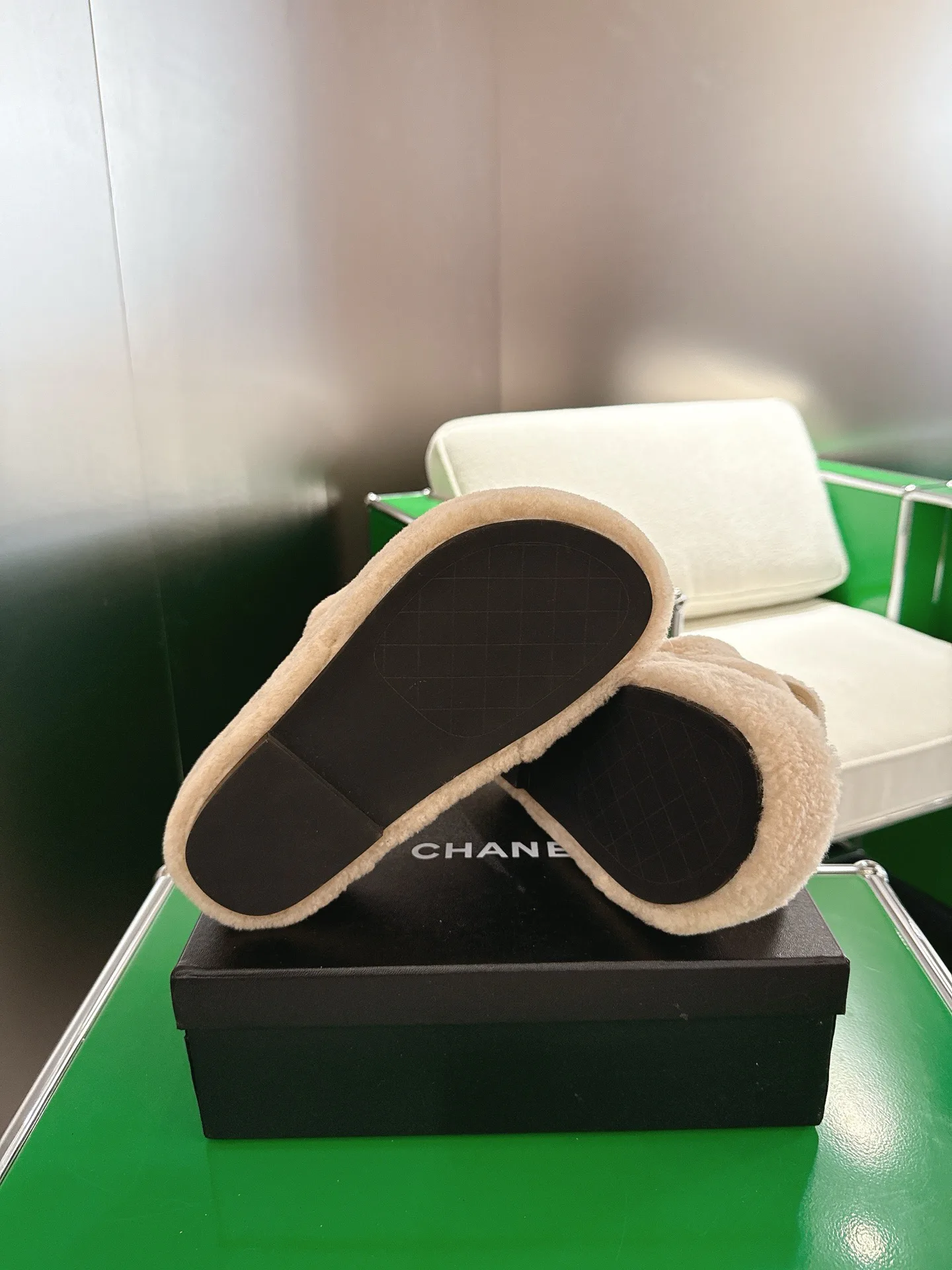 Тапочки Женские Chanel 18324622