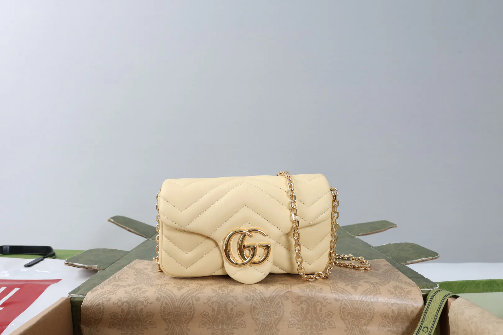 Классические Сумки Женские Gucci 18005070