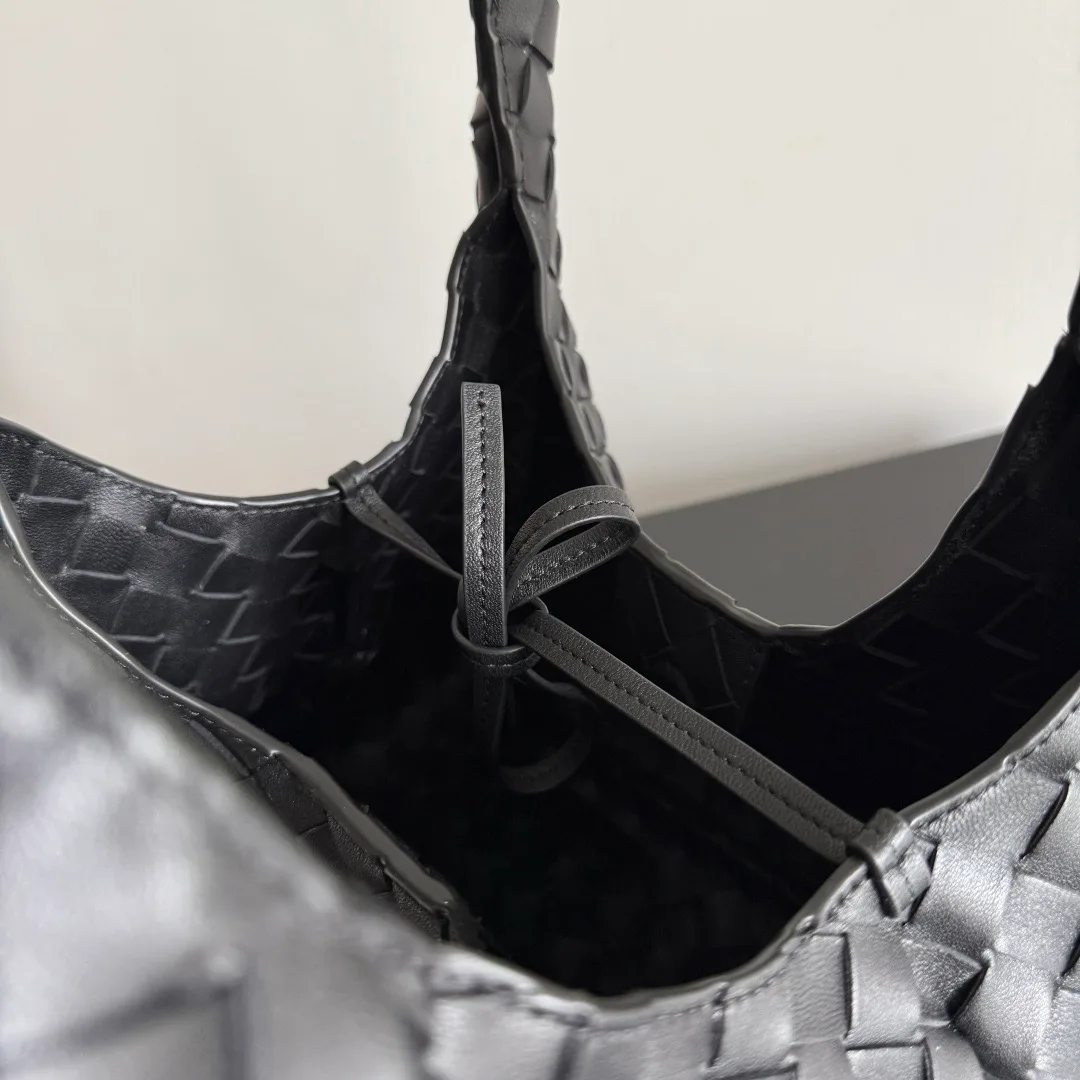 Классические Сумки Женские Bottega Veneta 17533715