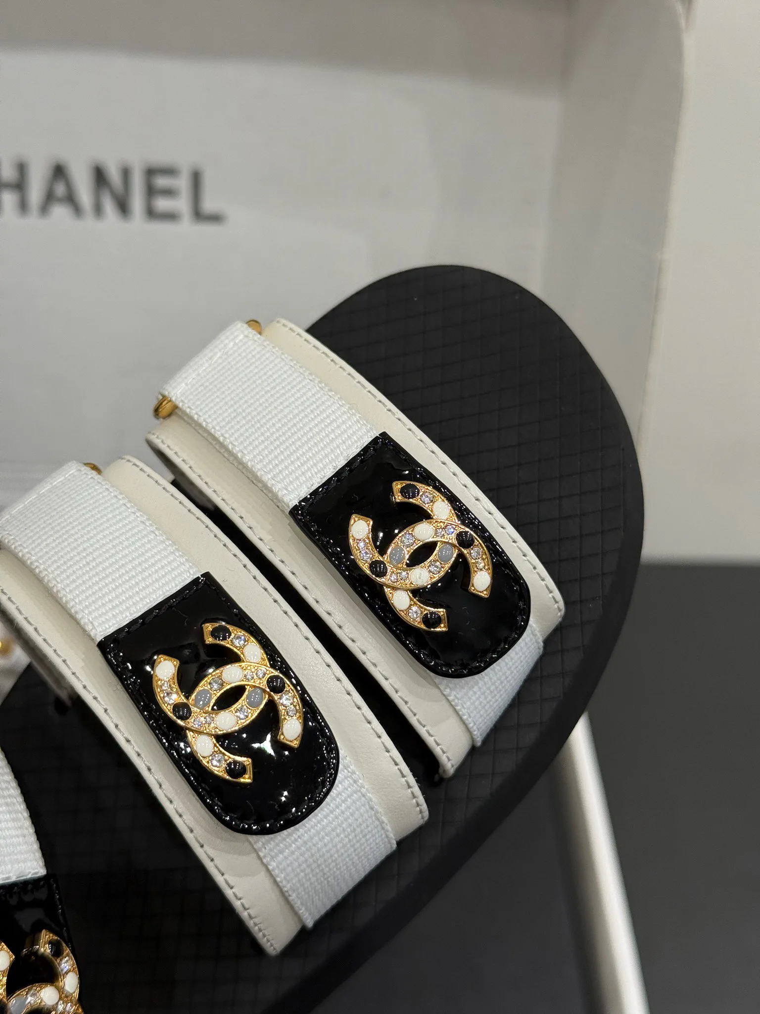 Босоножки Женские Chanel 18268847