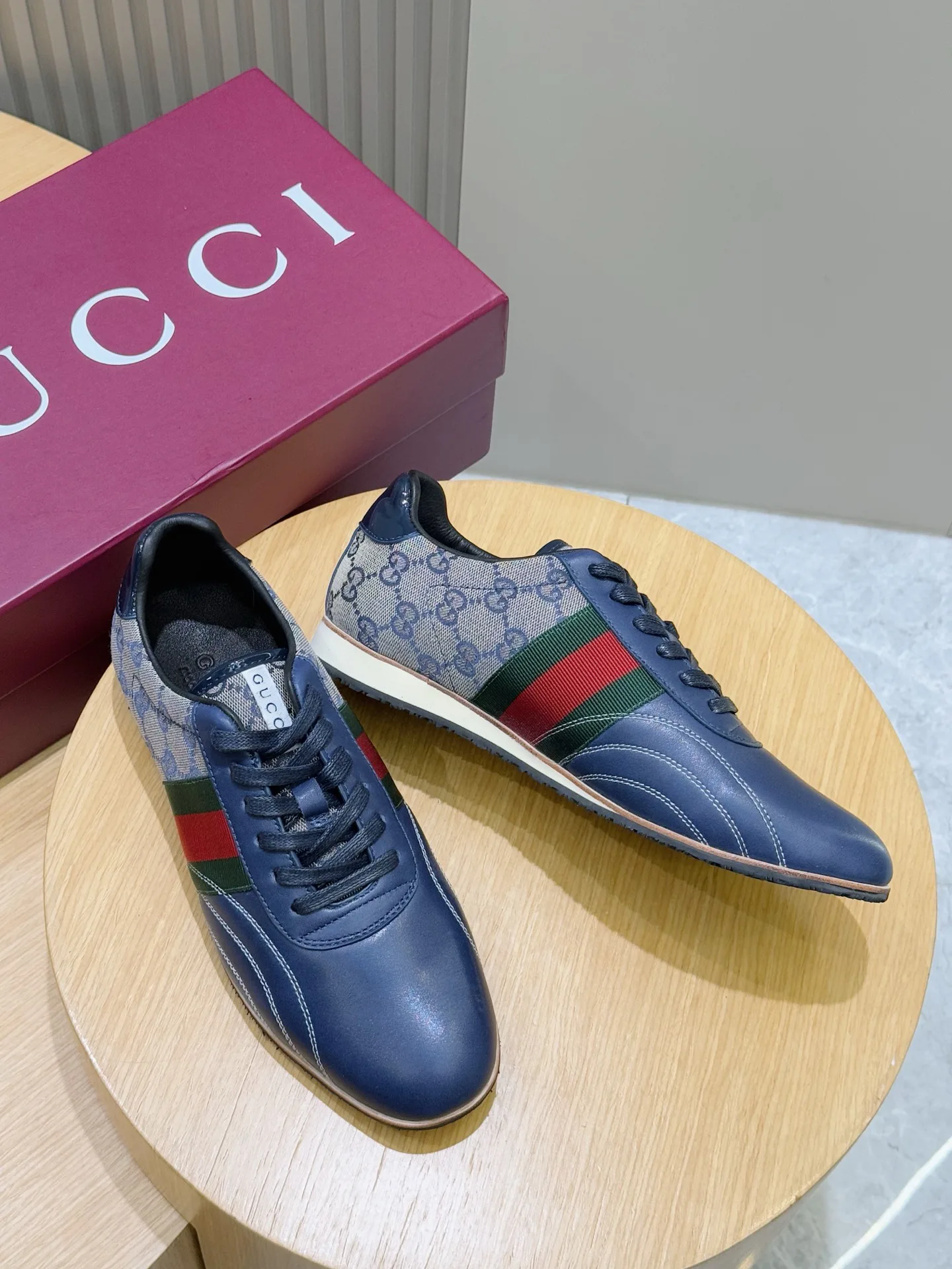 Кроссовки Мужские Gucci 612933