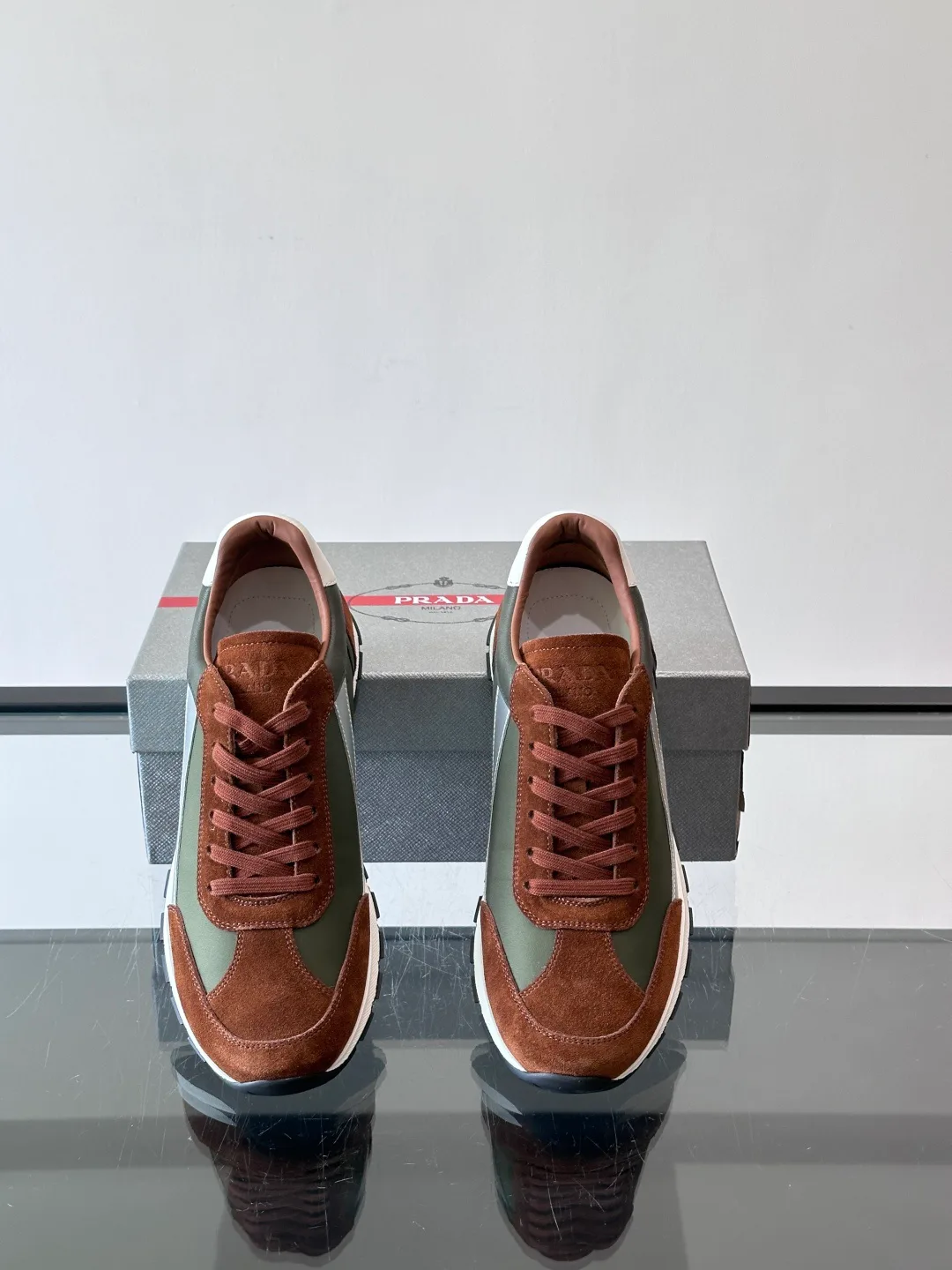 Кроссовки Мужские Prada 1072330