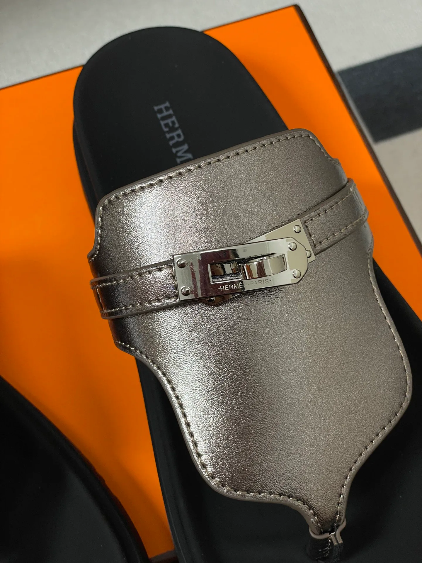 Шлепанцы Женские Hermes 1593386