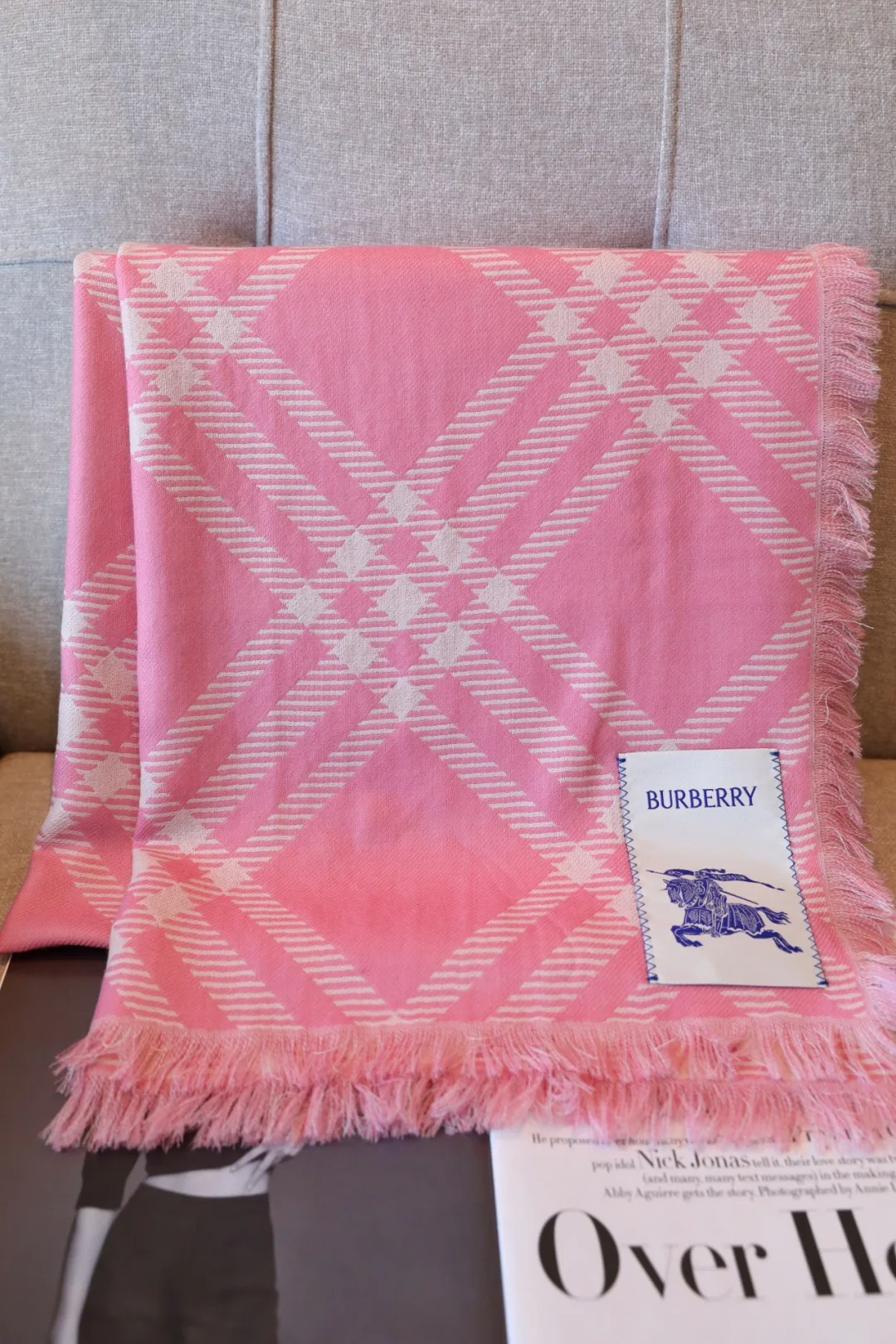 Шарфы Burberry 18419149