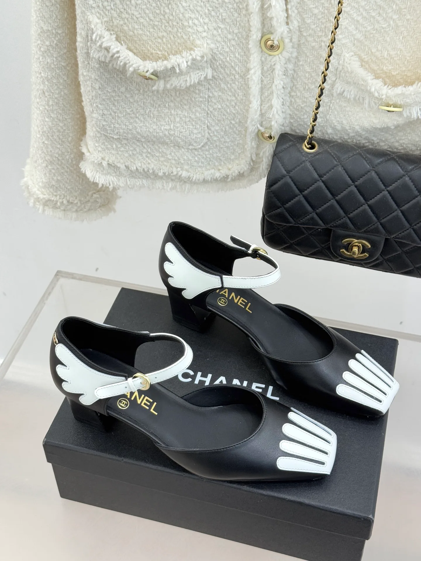 Босоножки Женские Chanel 11182833