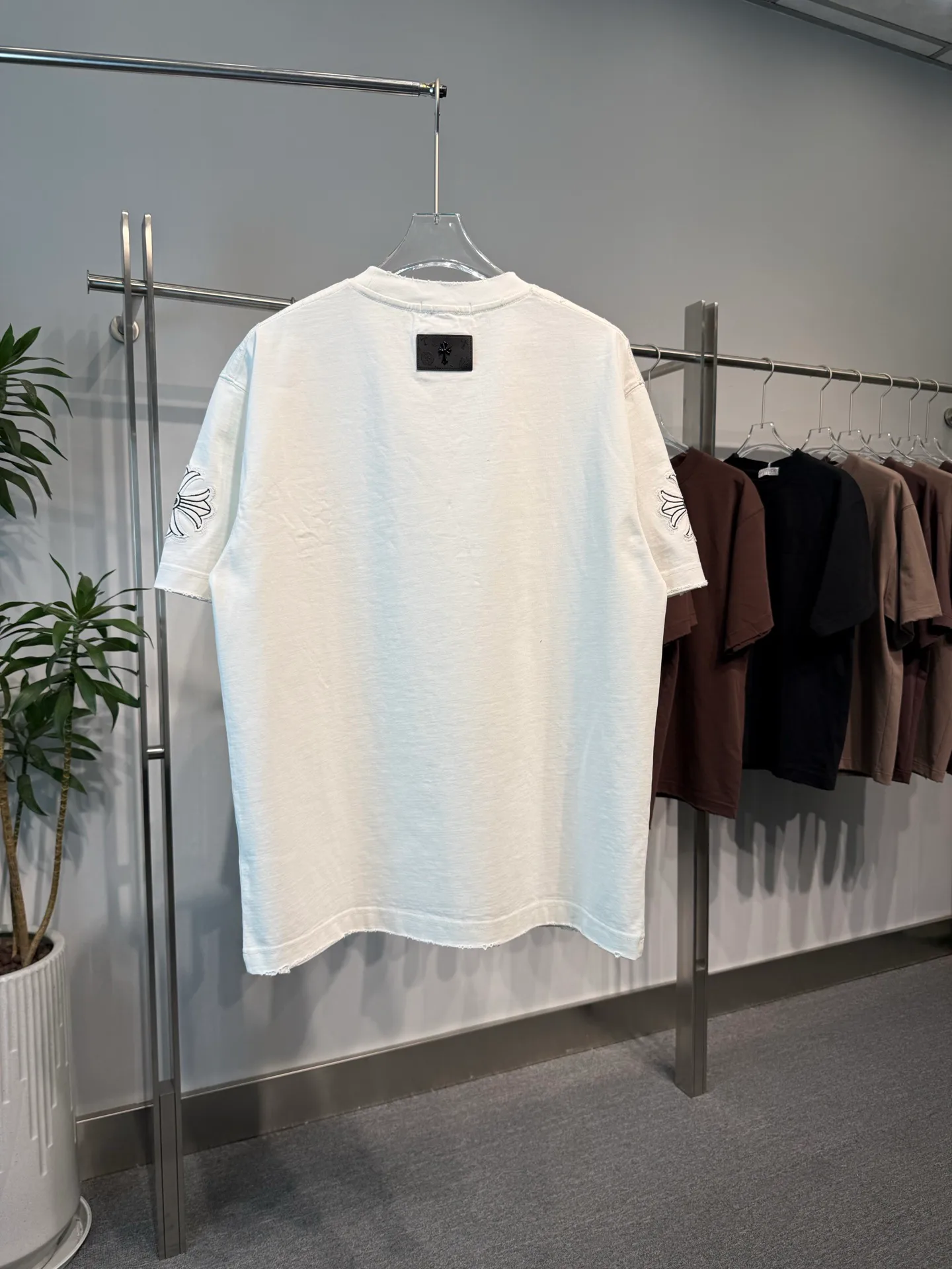 Футболки Женские Chrome Hearts 11528656