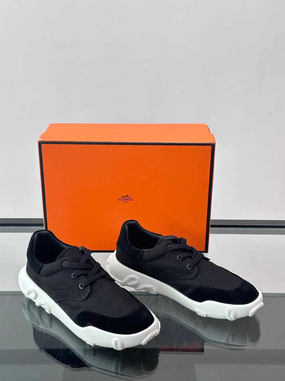 Кроссовки Мужские Hermes 17498058