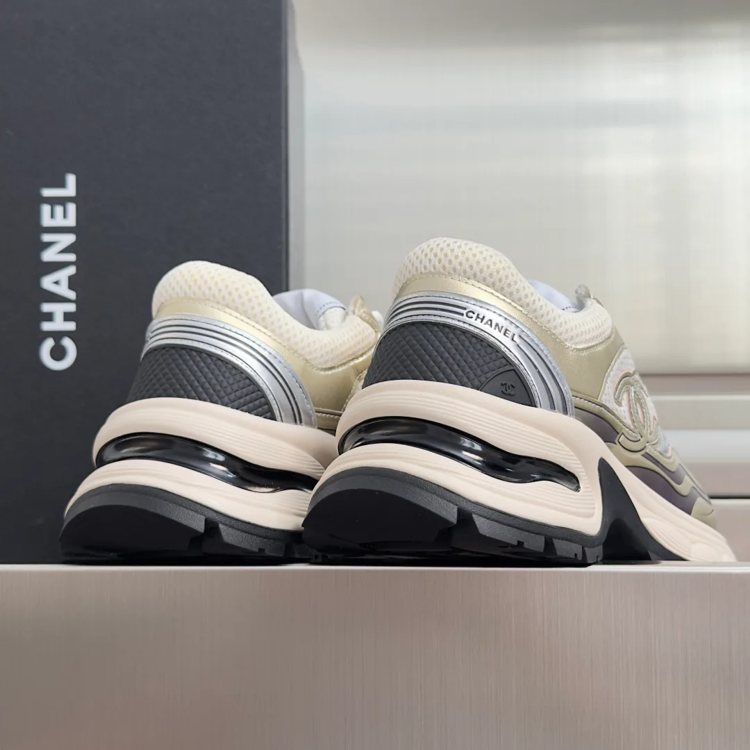 Кроссовки Женские Chanel 19598258