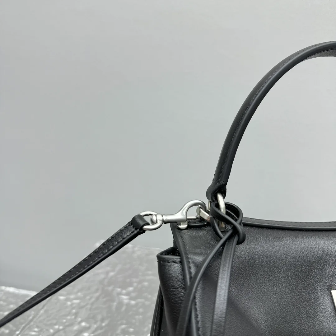 Классические Сумки Женские Balenciaga 11524778