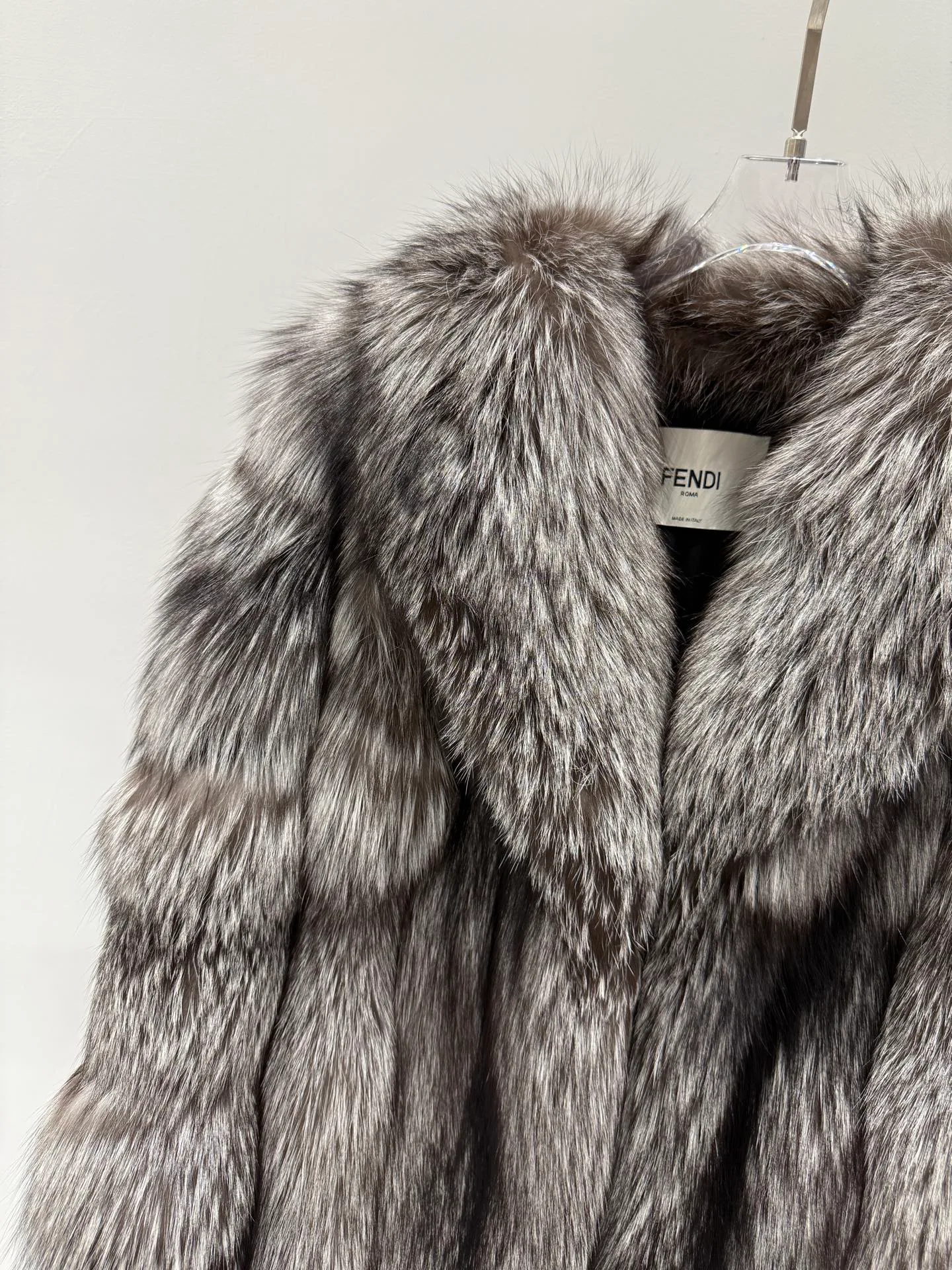 Шубы Женские Fendi 785668