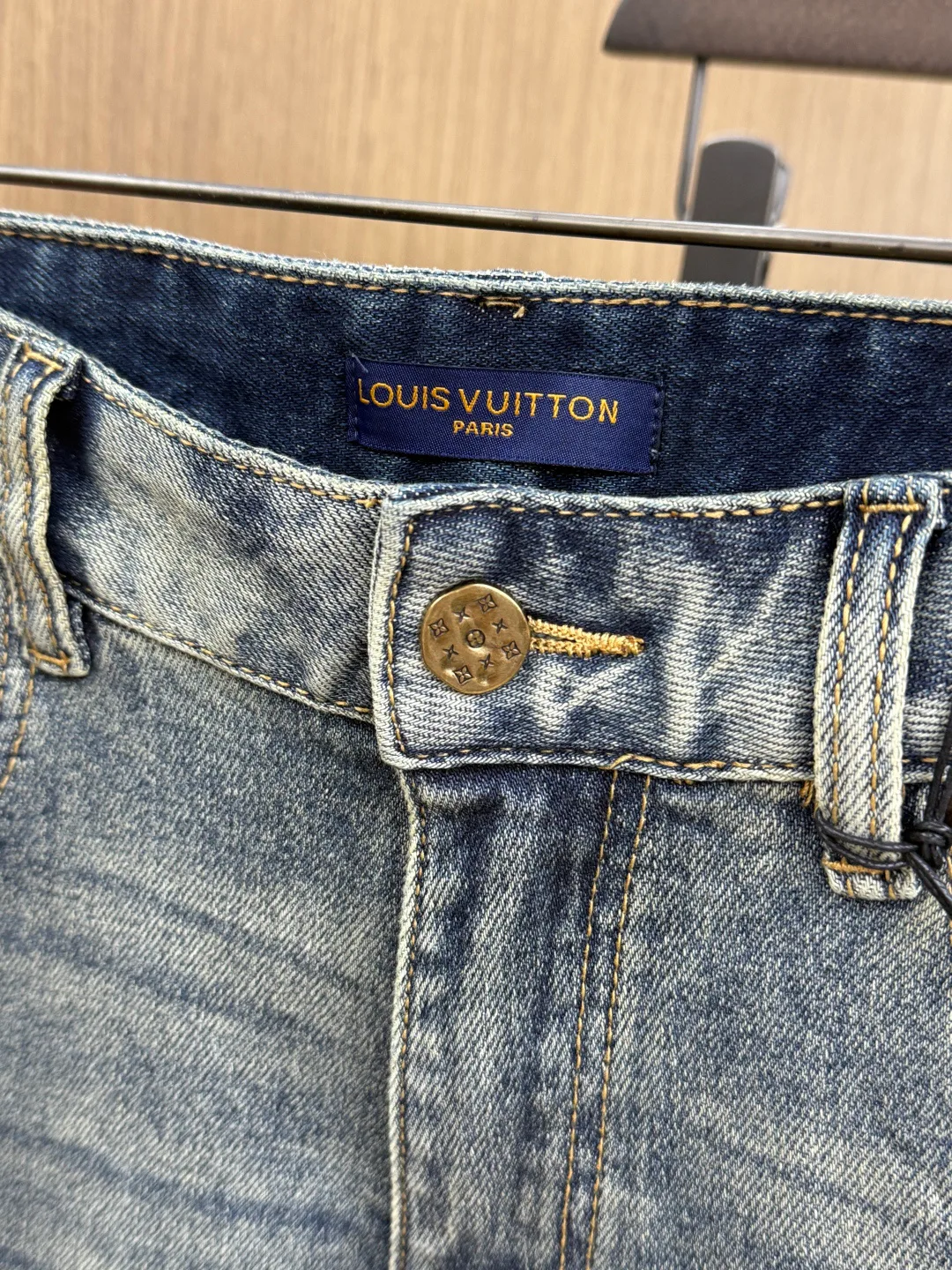 Джинсы Женские Louis Vuitton 12821867