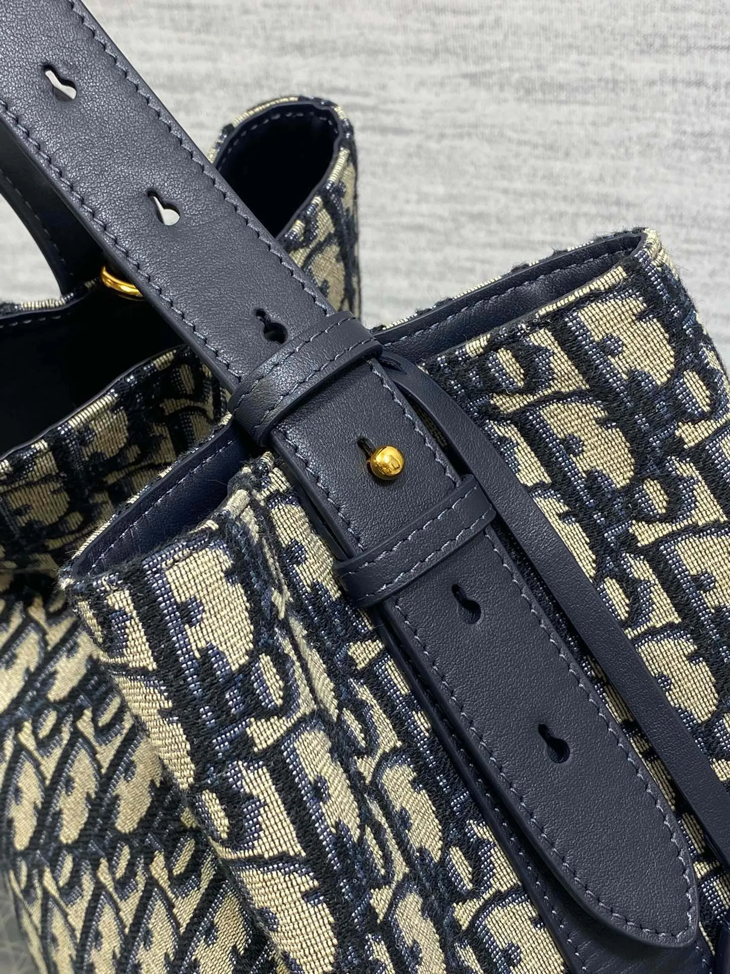 Сумки На Ремне Женские Christian Dior 11665029