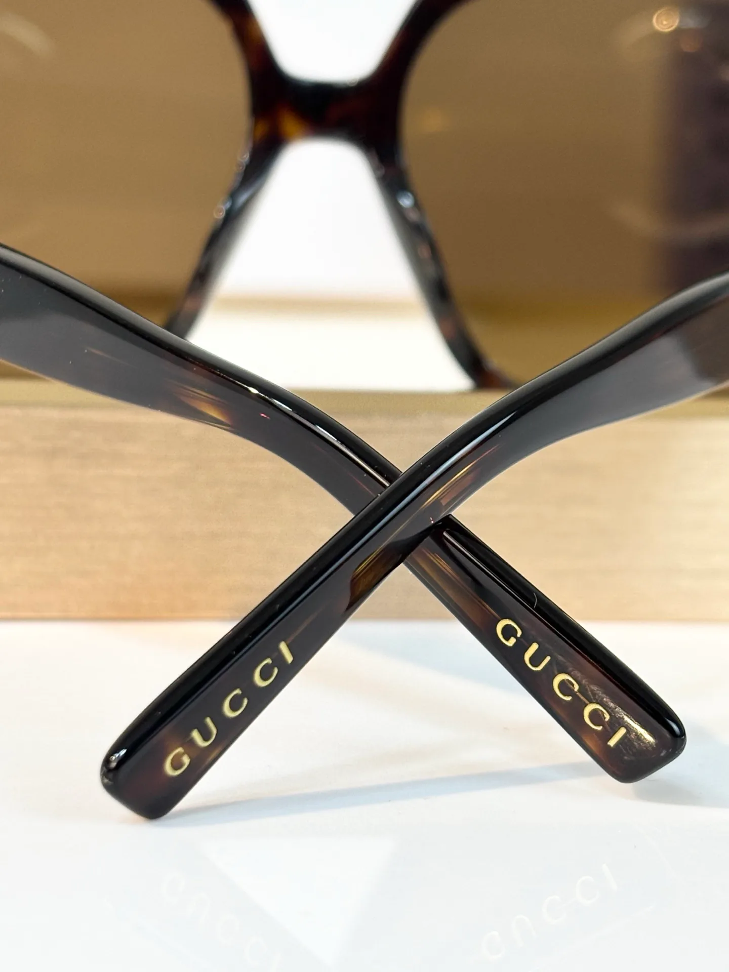 Очки Gucci 18540774