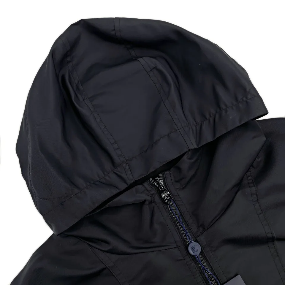 Куртки И Пуховики Женские Louis Vuitton 5886408