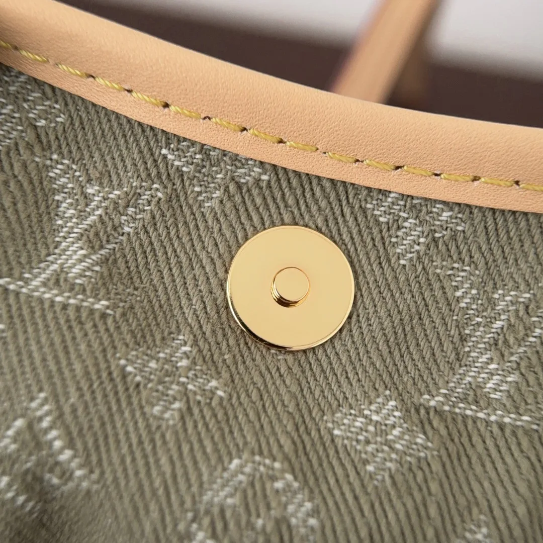 Классические Сумки Женские Louis Vuitton 13197590