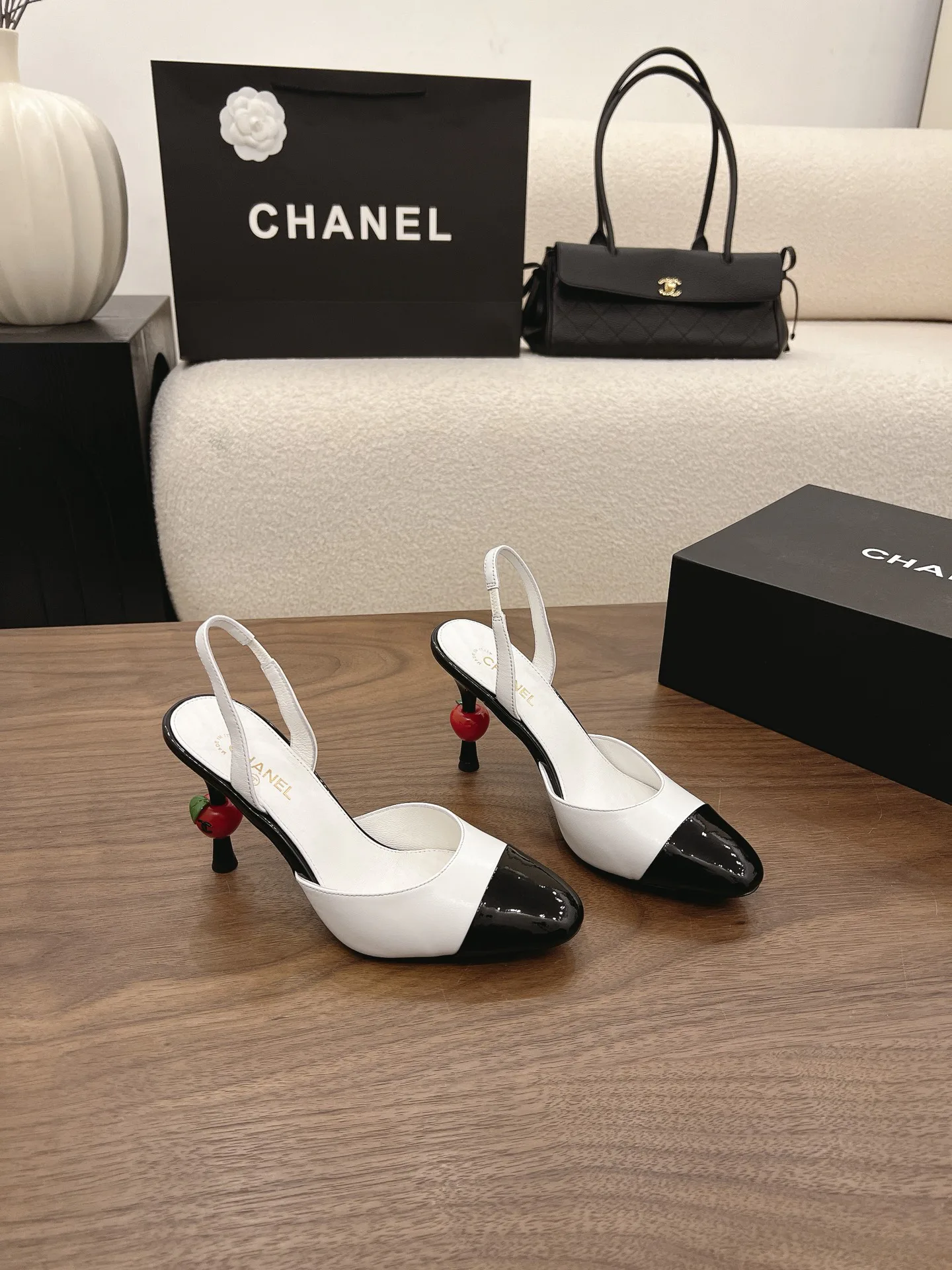 Туфли Женские Chanel 16944215