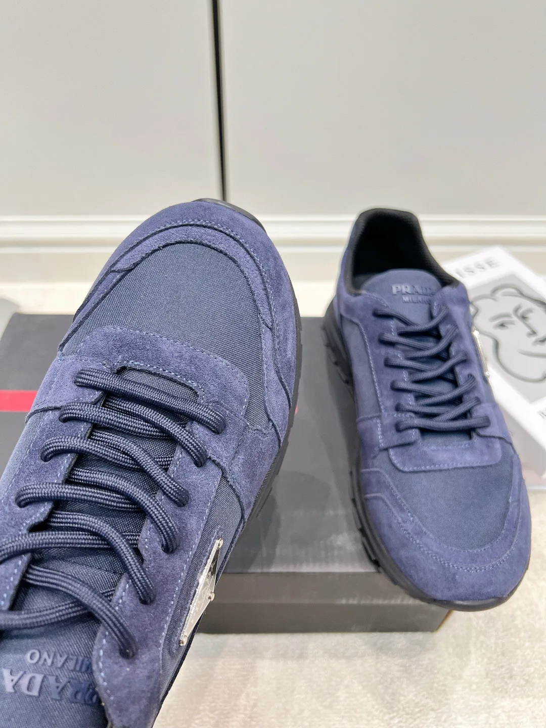 Кроссовки Женские Prada 18744052