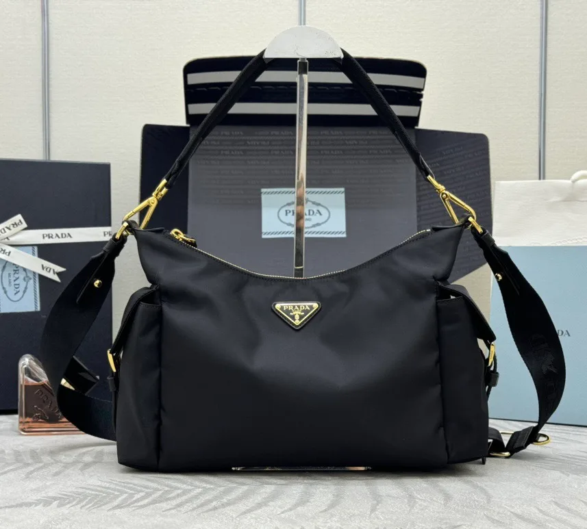 Сумки На Ремне Женские Prada 12583856