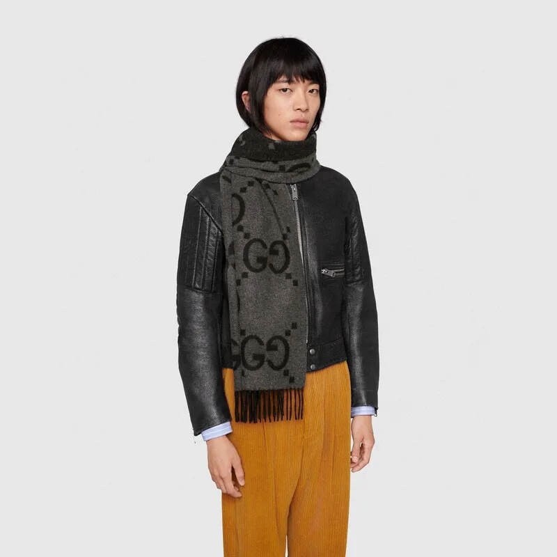 Шарфы Gucci 1856