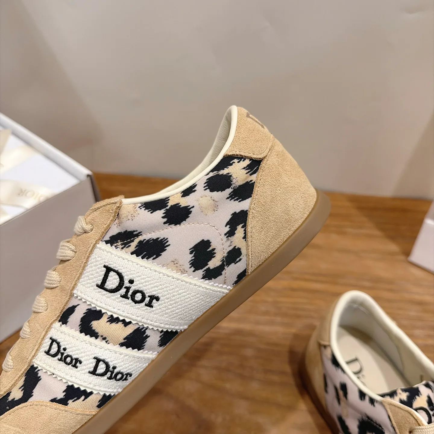 Кроссовки Женские Christian Dior 18738666
