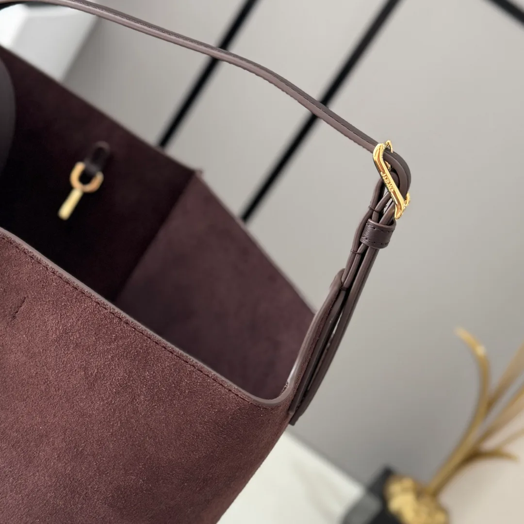 Классические Сумки Женские Loewe 17796959