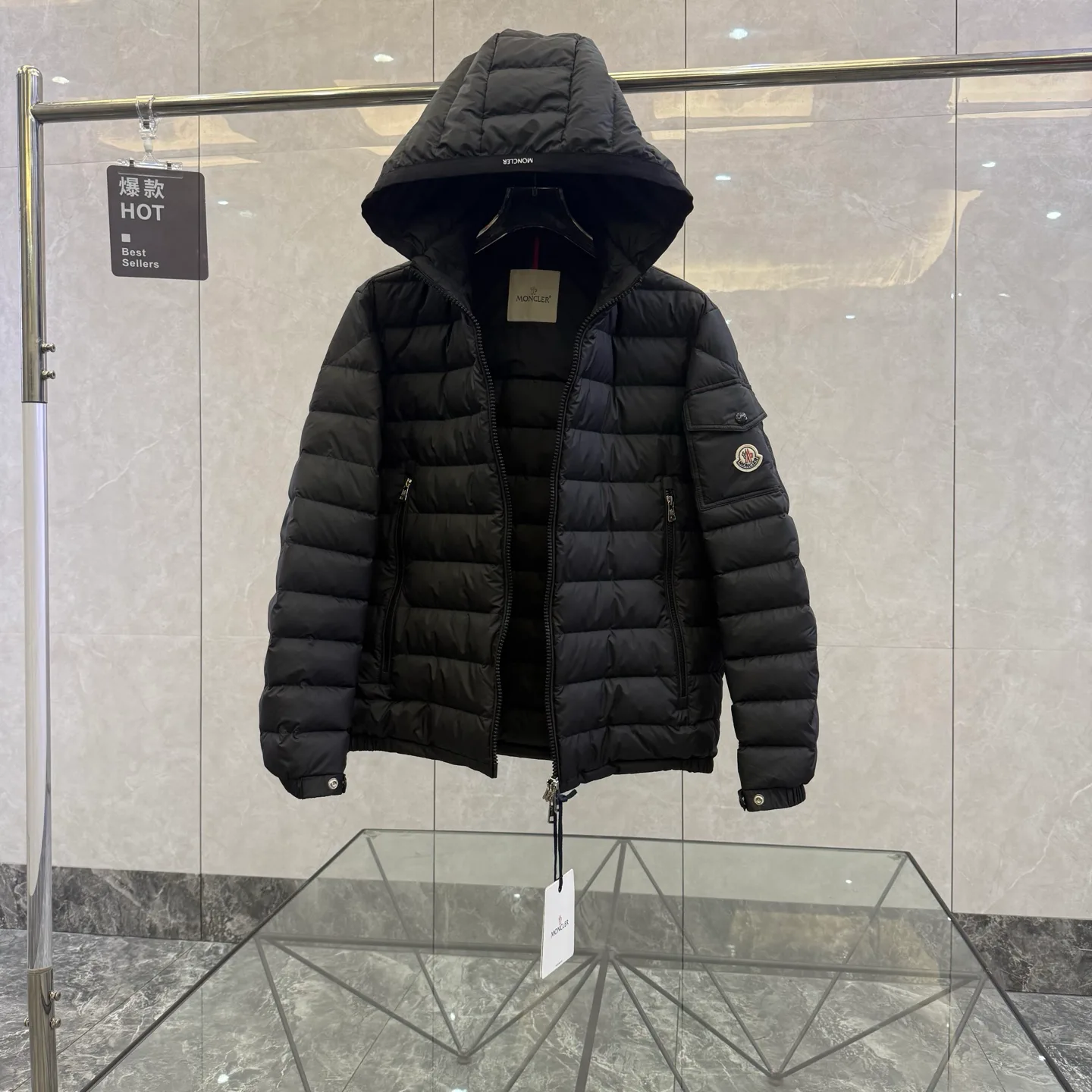 Куртки И Пуховики Женские Moncler 17919912