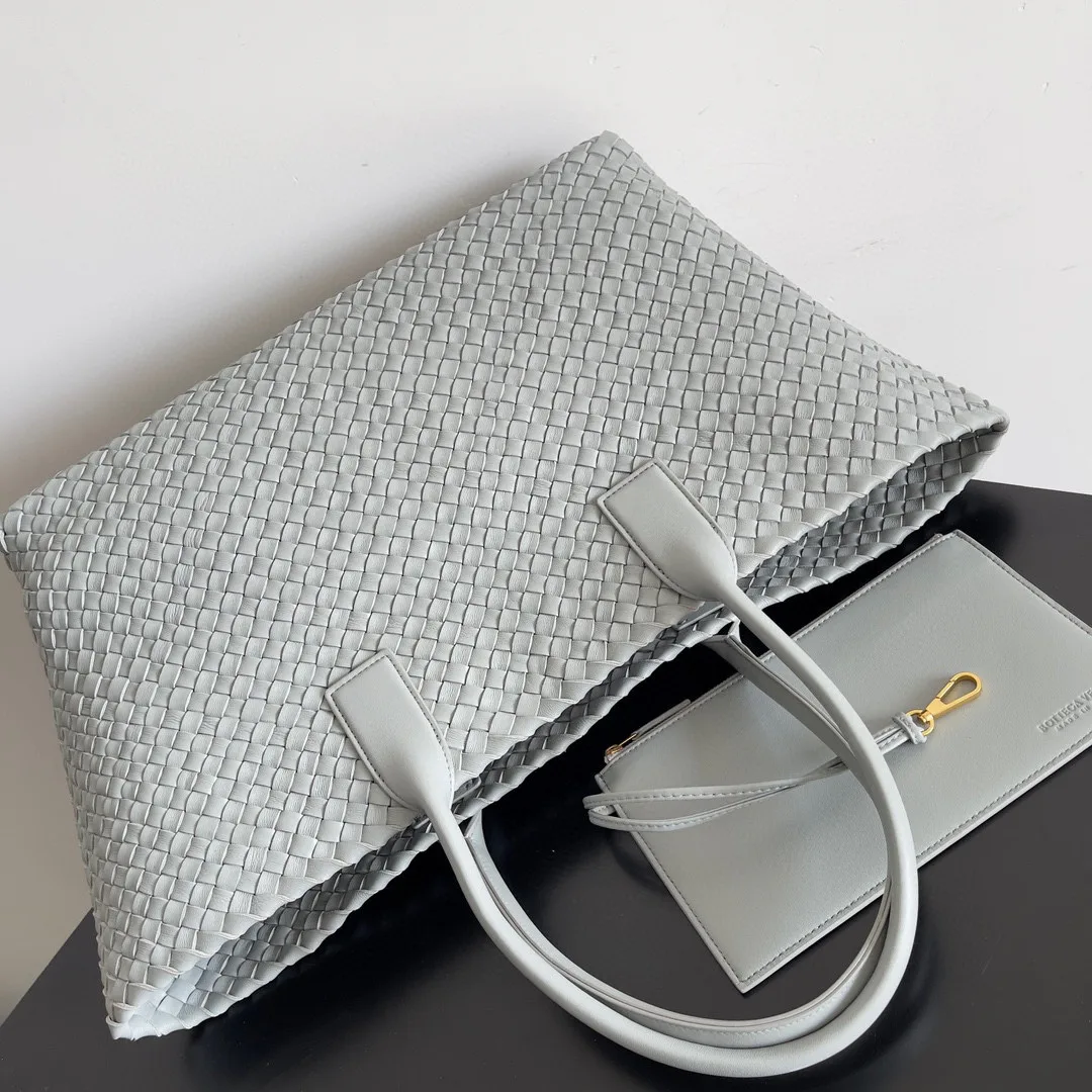Классические Сумки Женские Bottega Veneta 11387803