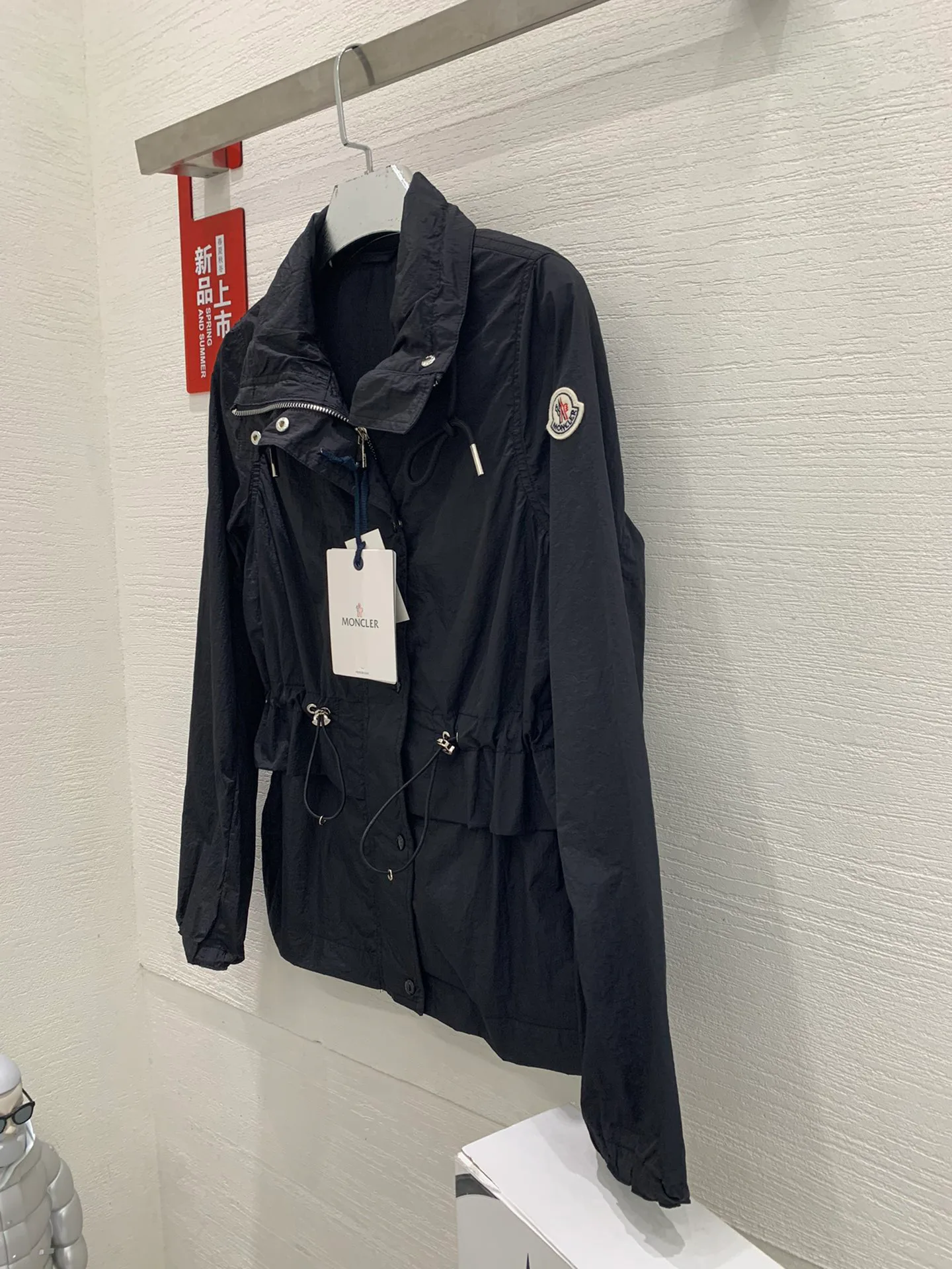 Куртки И Пуховики Женские Moncler 11230881