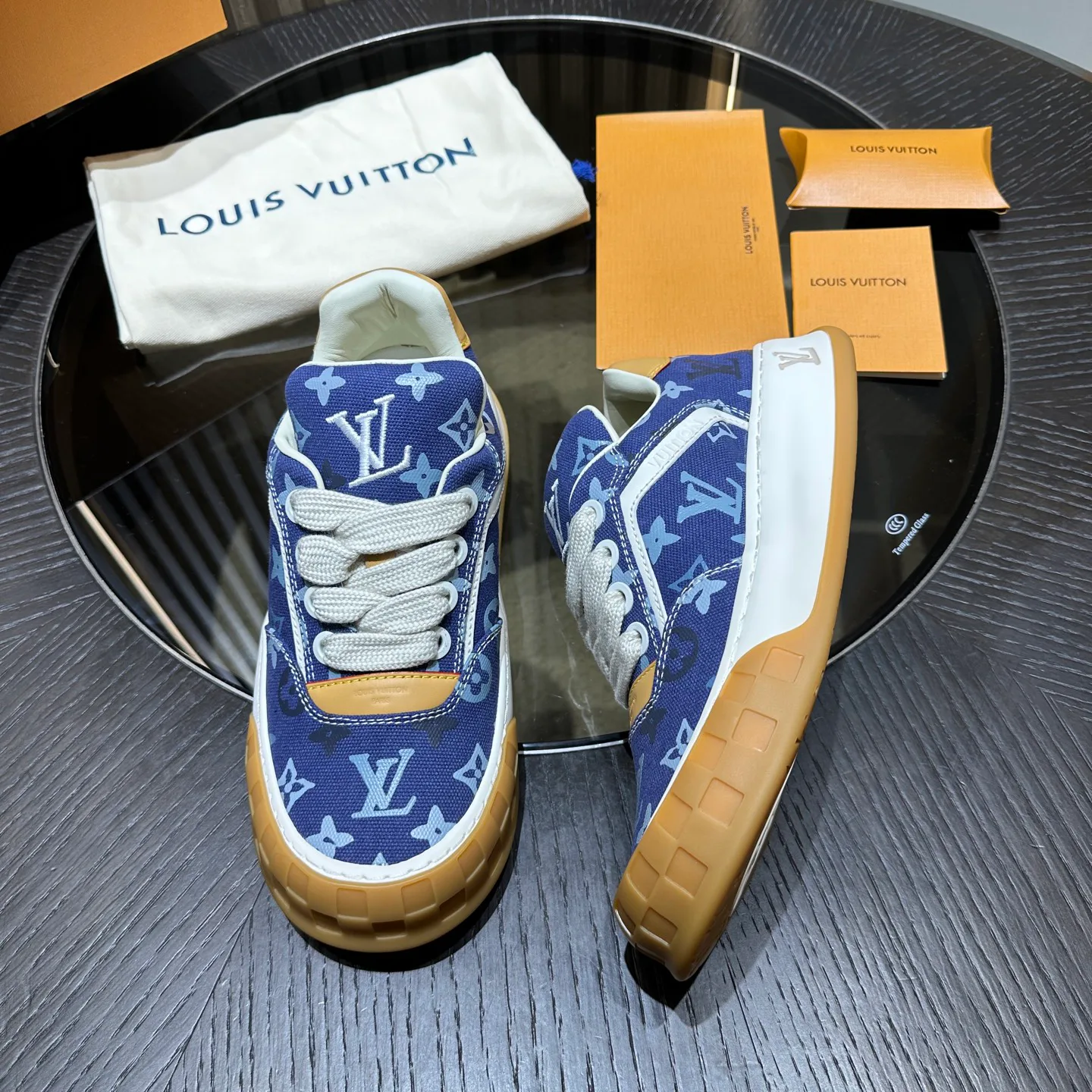 Кроссовки Мужские Louis Vuitton 18191611