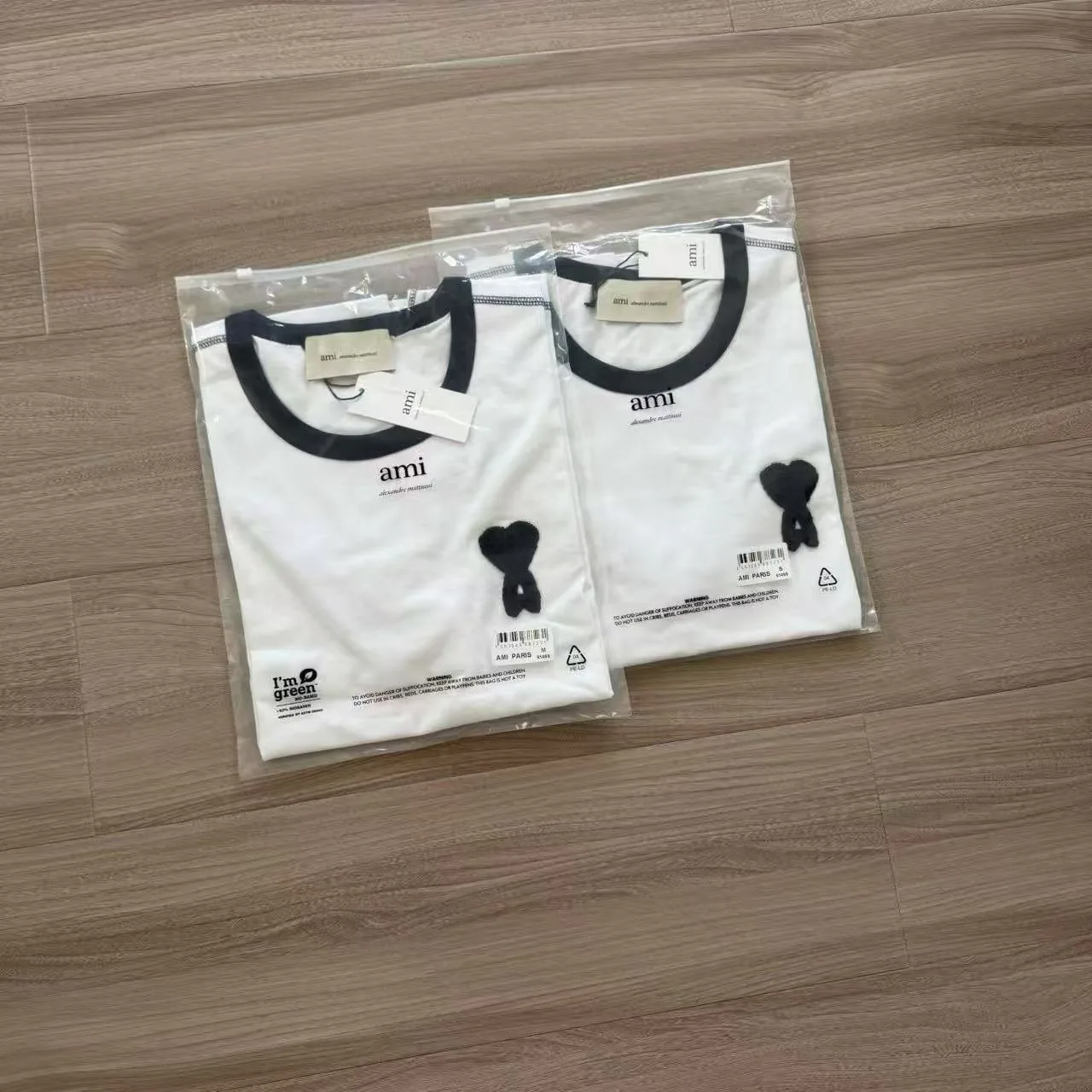 Футболки Женские Ami Paris 11721550