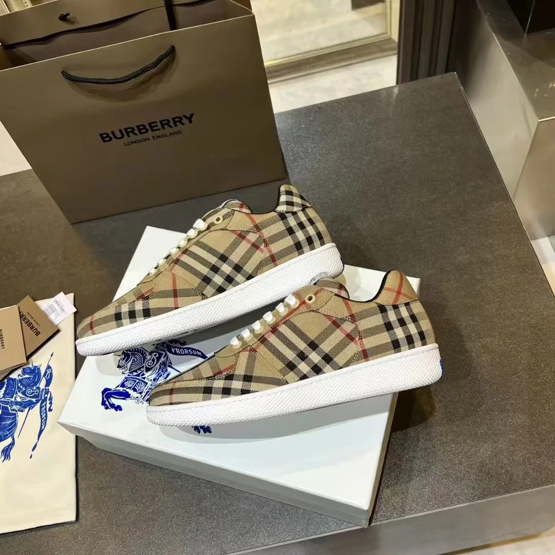 Кеды Женские Burberry 694299