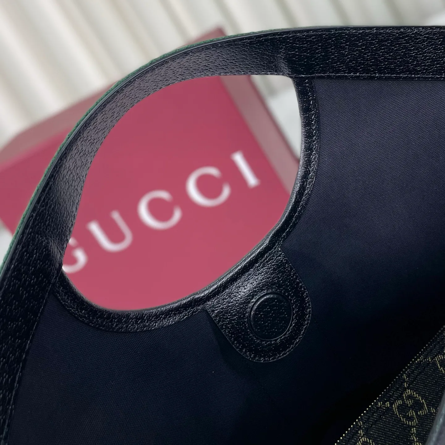 Классические Сумки Женские Gucci 11825964