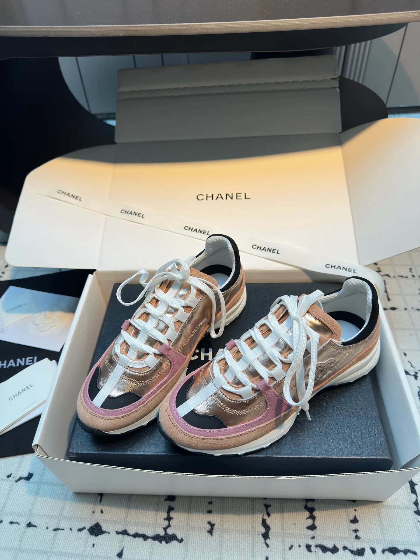 Кроссовки Женские Chanel 10468493