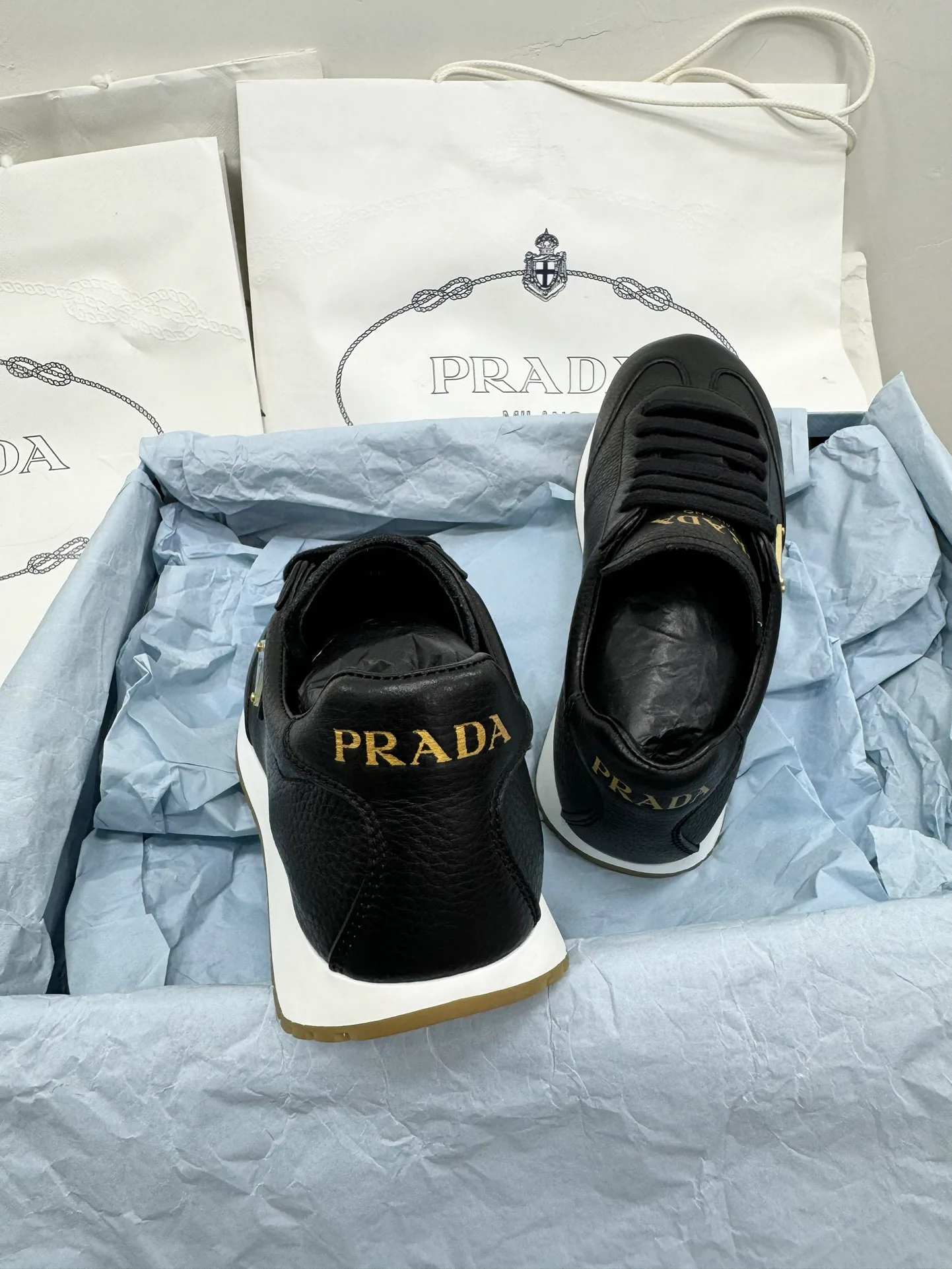 Кроссовки Женские Prada 4767