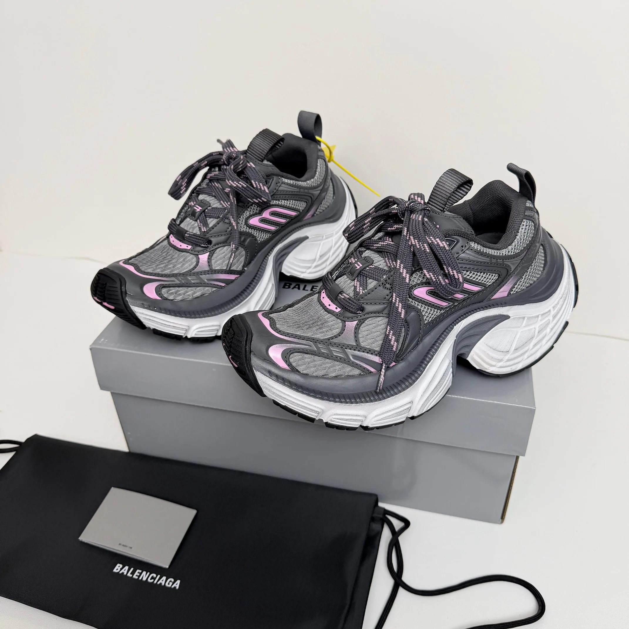 Кроссовки Женские Balenciaga 6062601