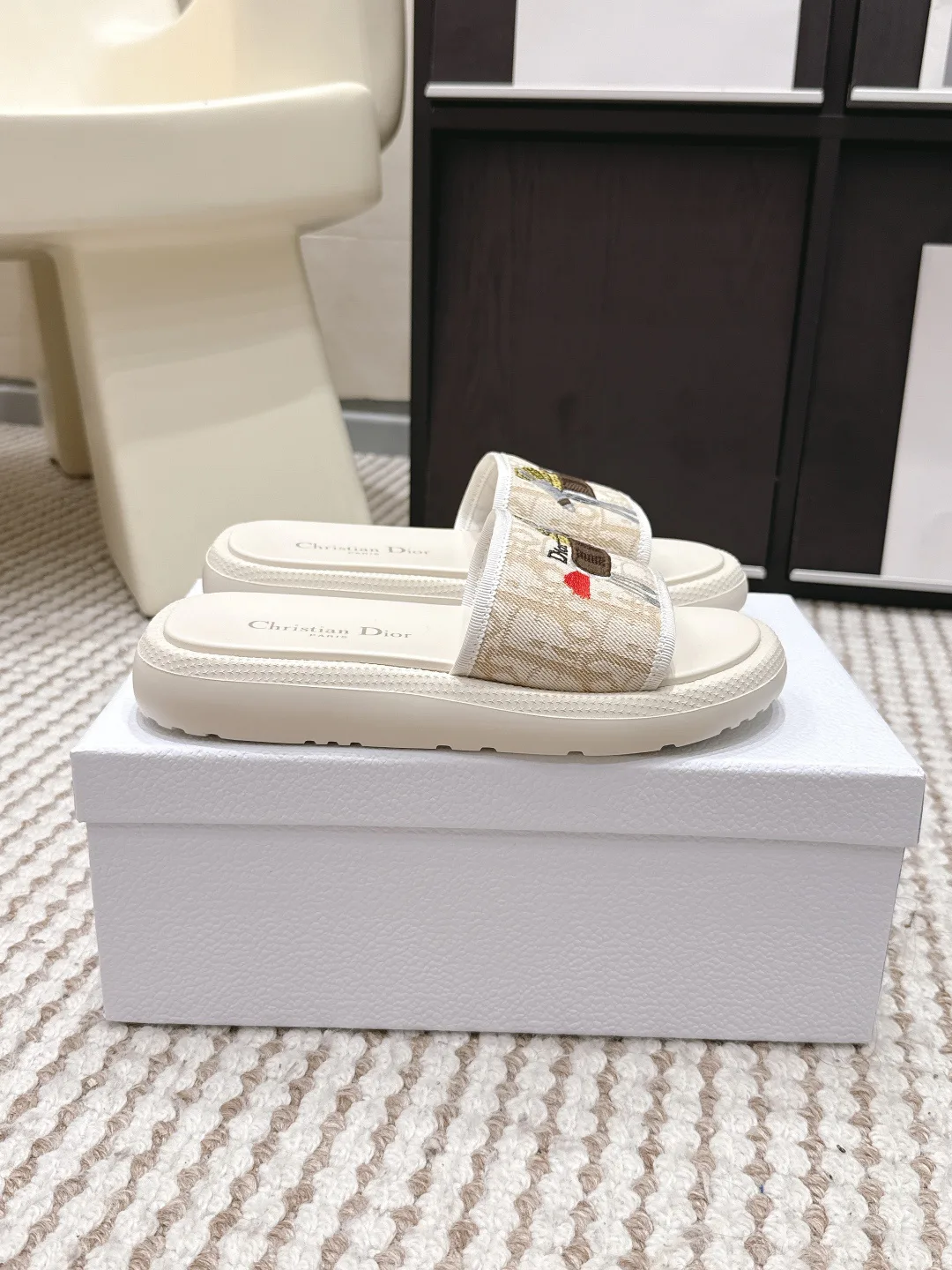 Шлепанцы Женские Christian Dior 11573422
