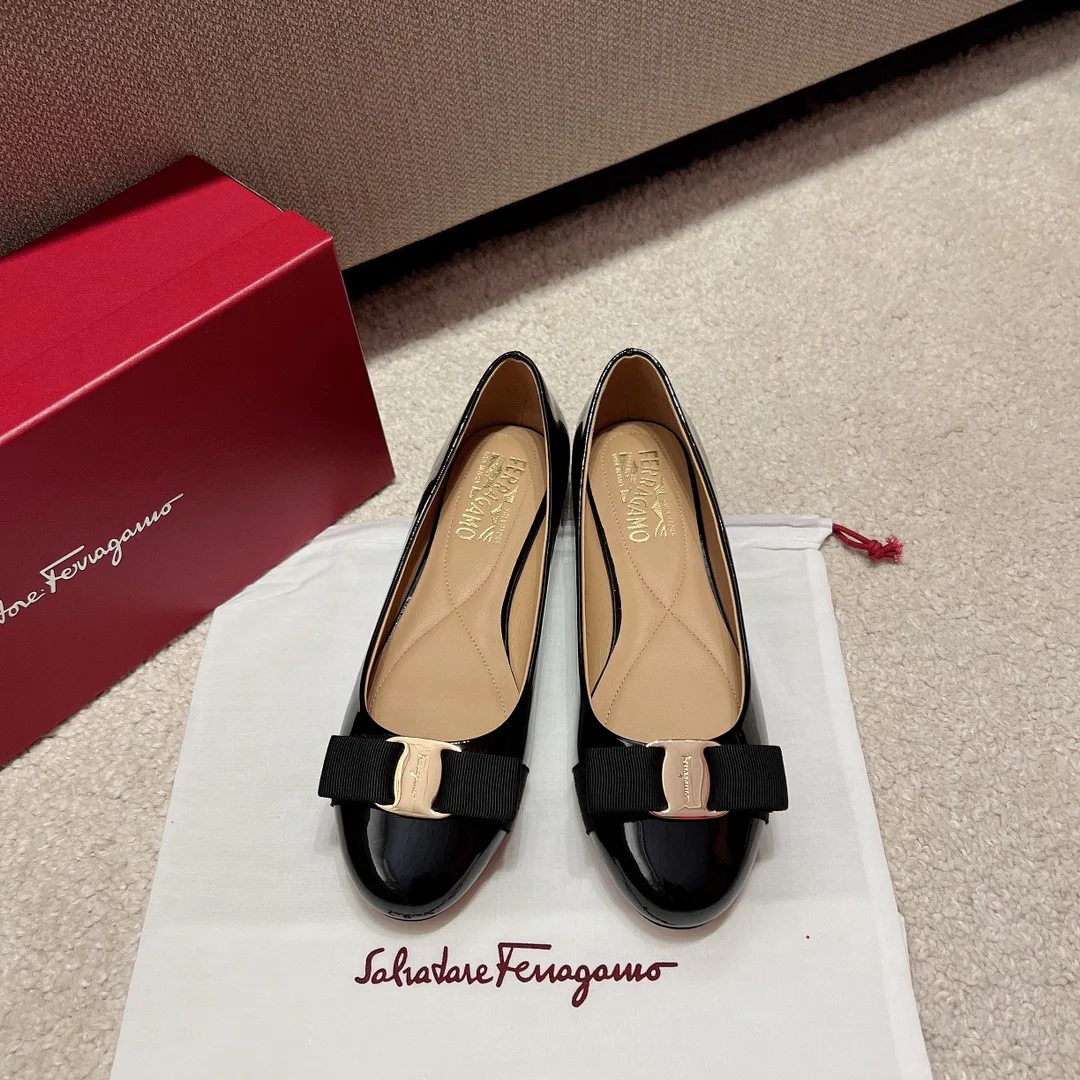 Туфли Женские Salvatore Ferragamo 11902008