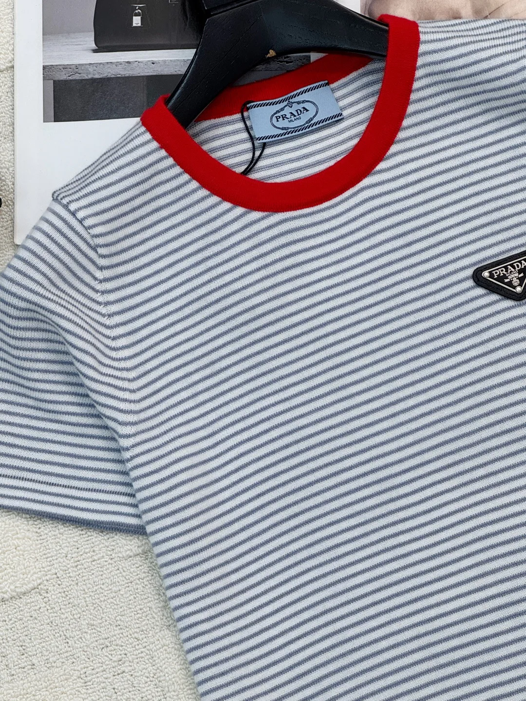 Футболки Женские Prada 11588278