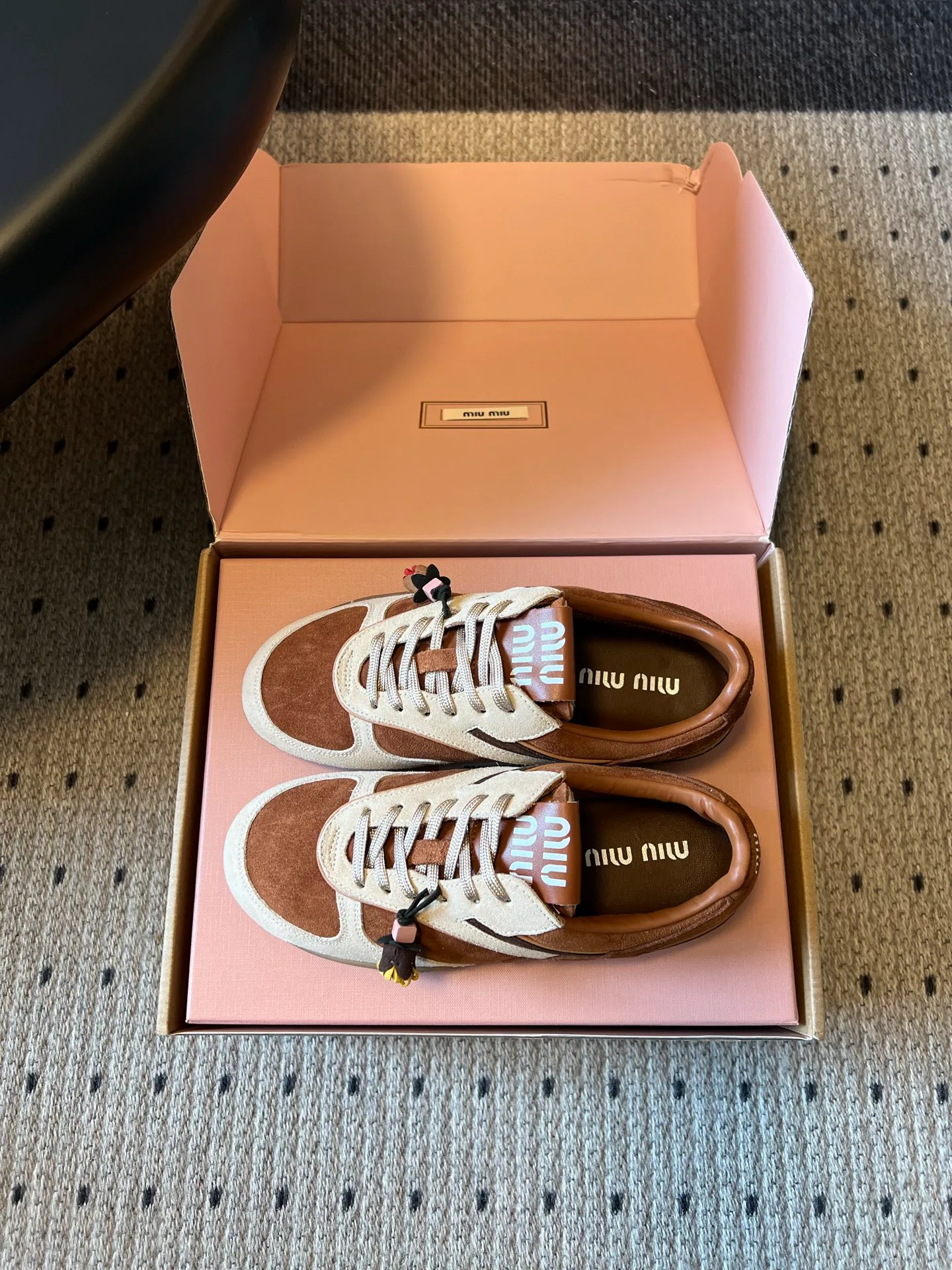 Кроссовки Женские Miu Miu 18462164