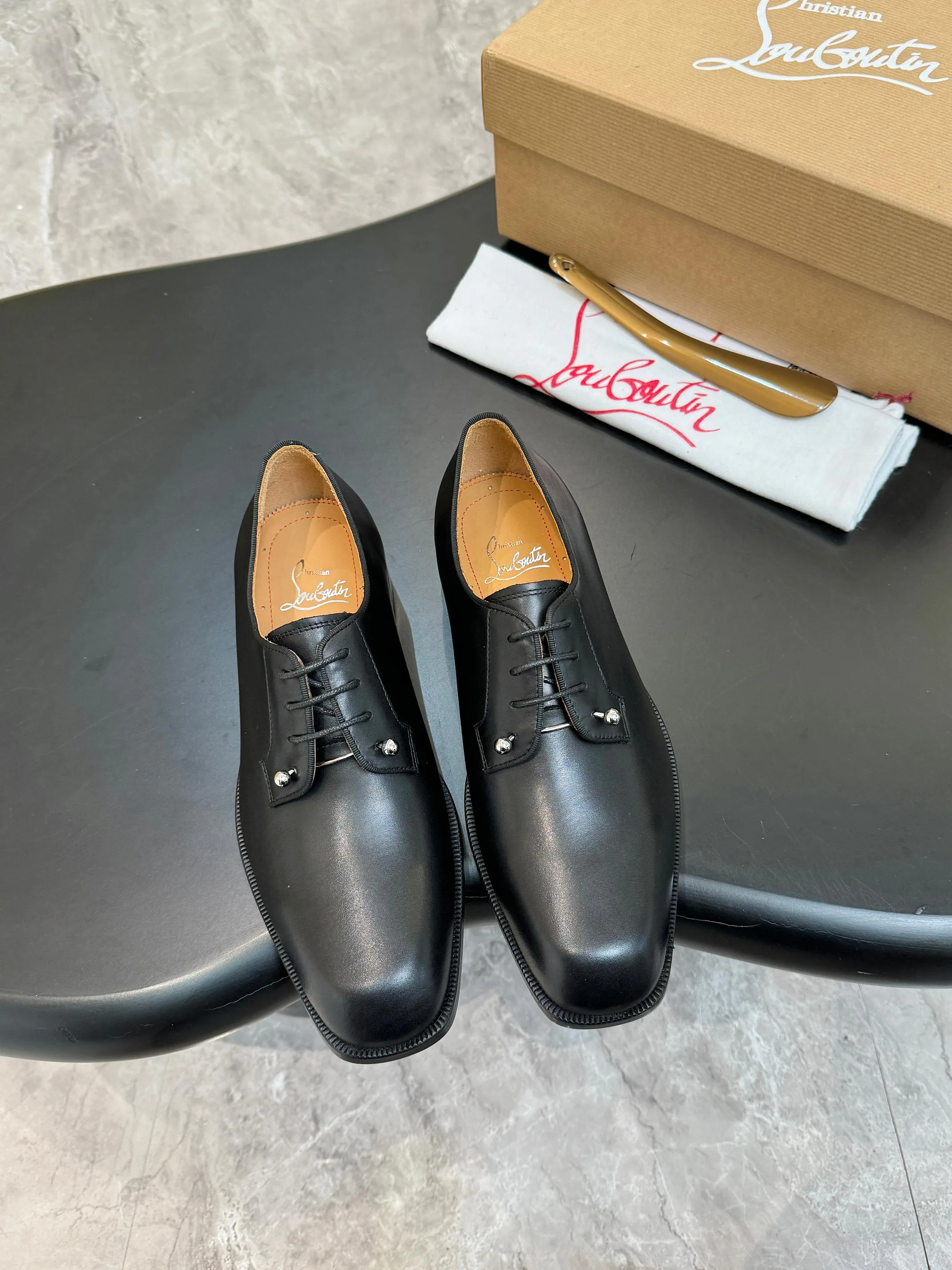 Лоферы И Туфли Мужские Christian Louboutin 18119102