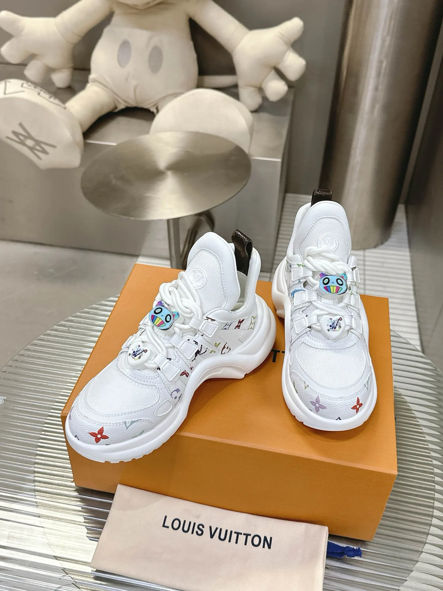 Кроссовки Женские Louis Vuitton 10060943