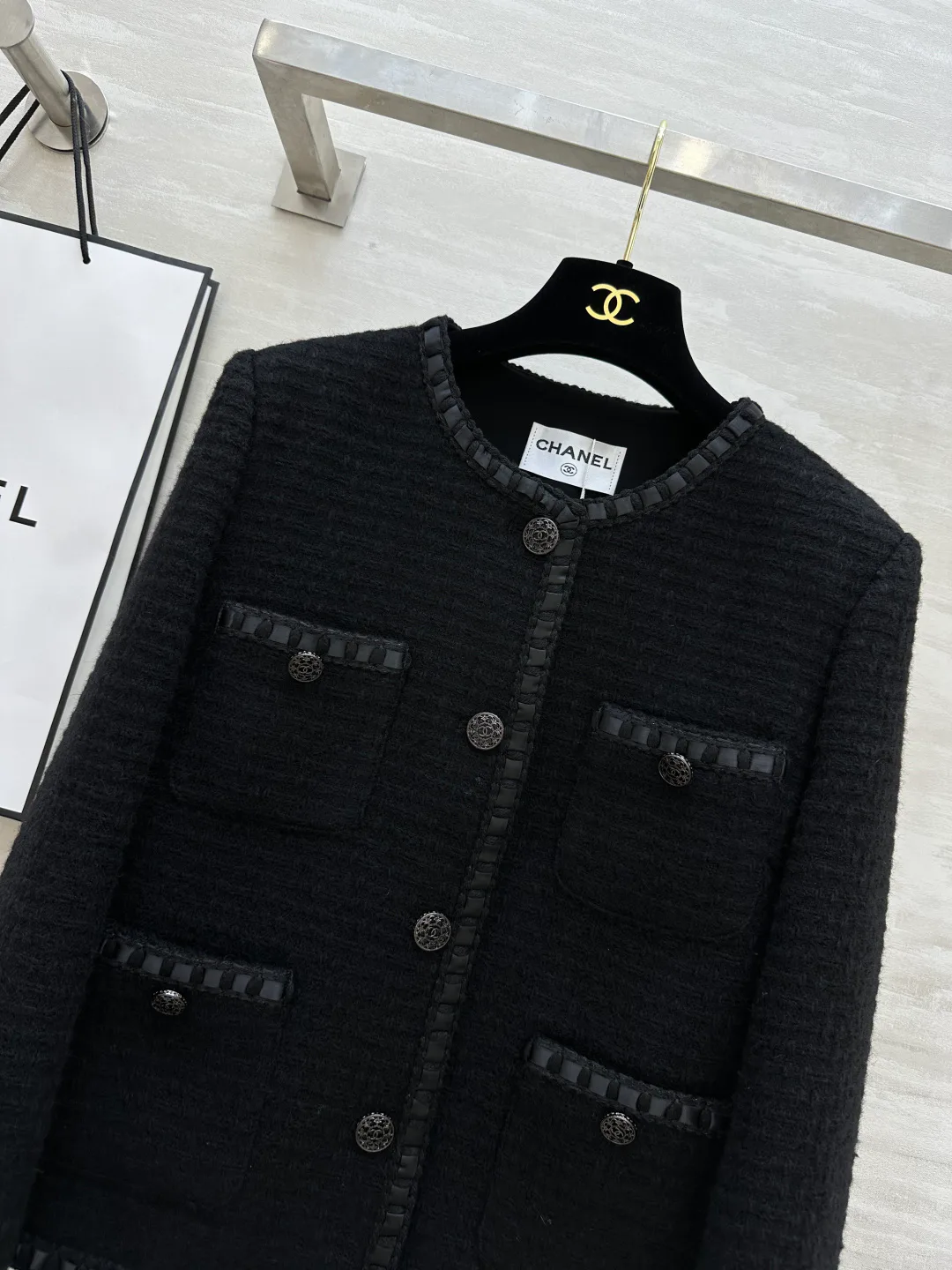 Жакеты Женские Chanel 19018520